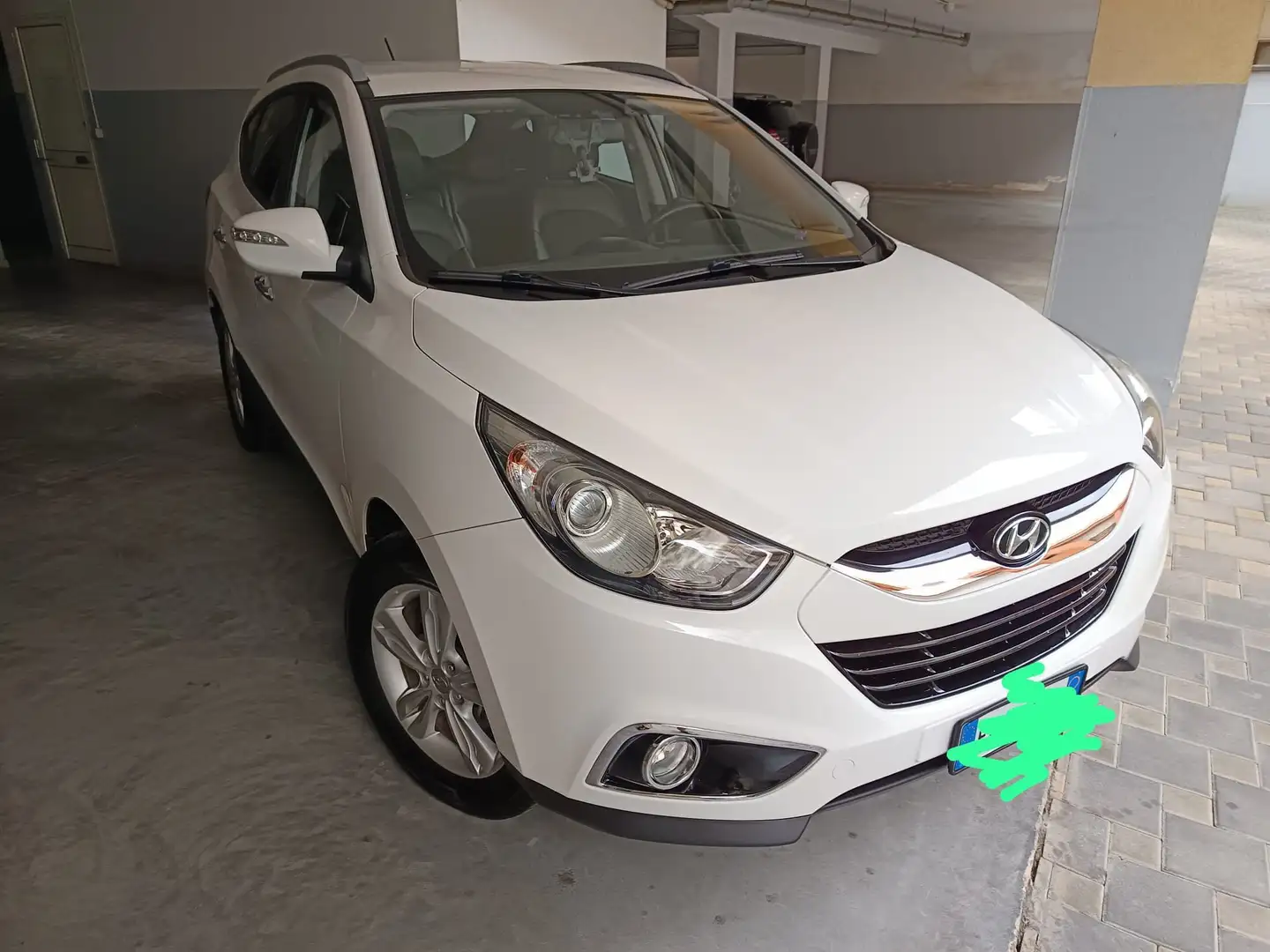 Hyundai iX35 ix35 2.0 crdi Comfort 2wd Bianco - 2