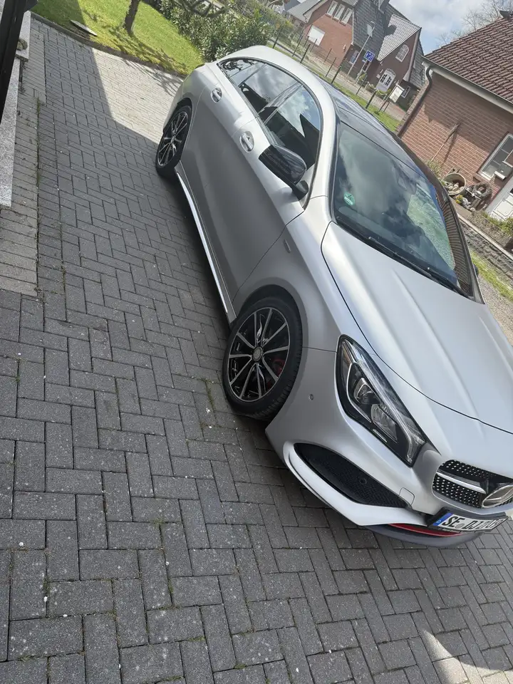 Mercedes-Benz CLA 250