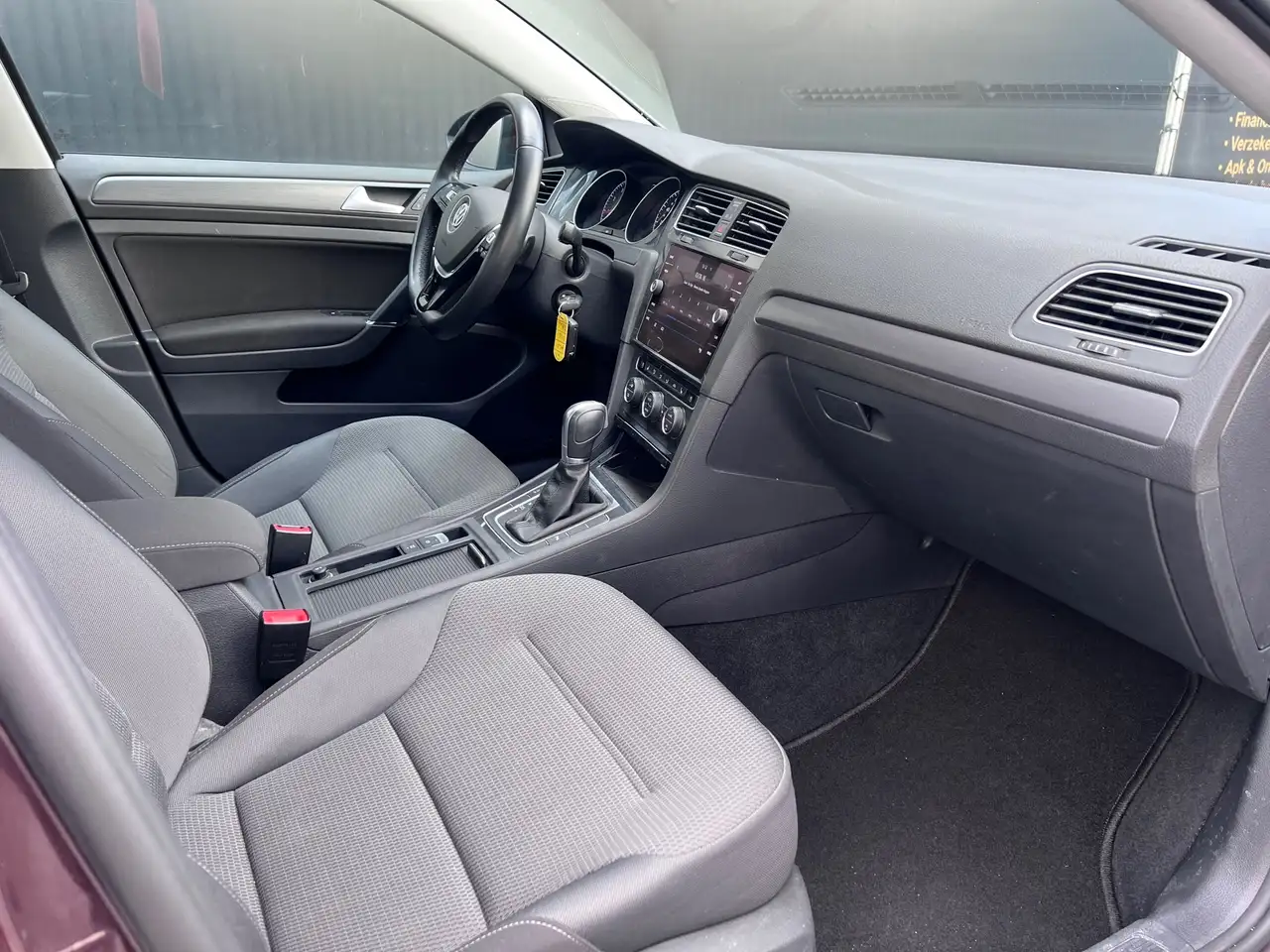 Volkswagen Golf — photo 18 sur 39