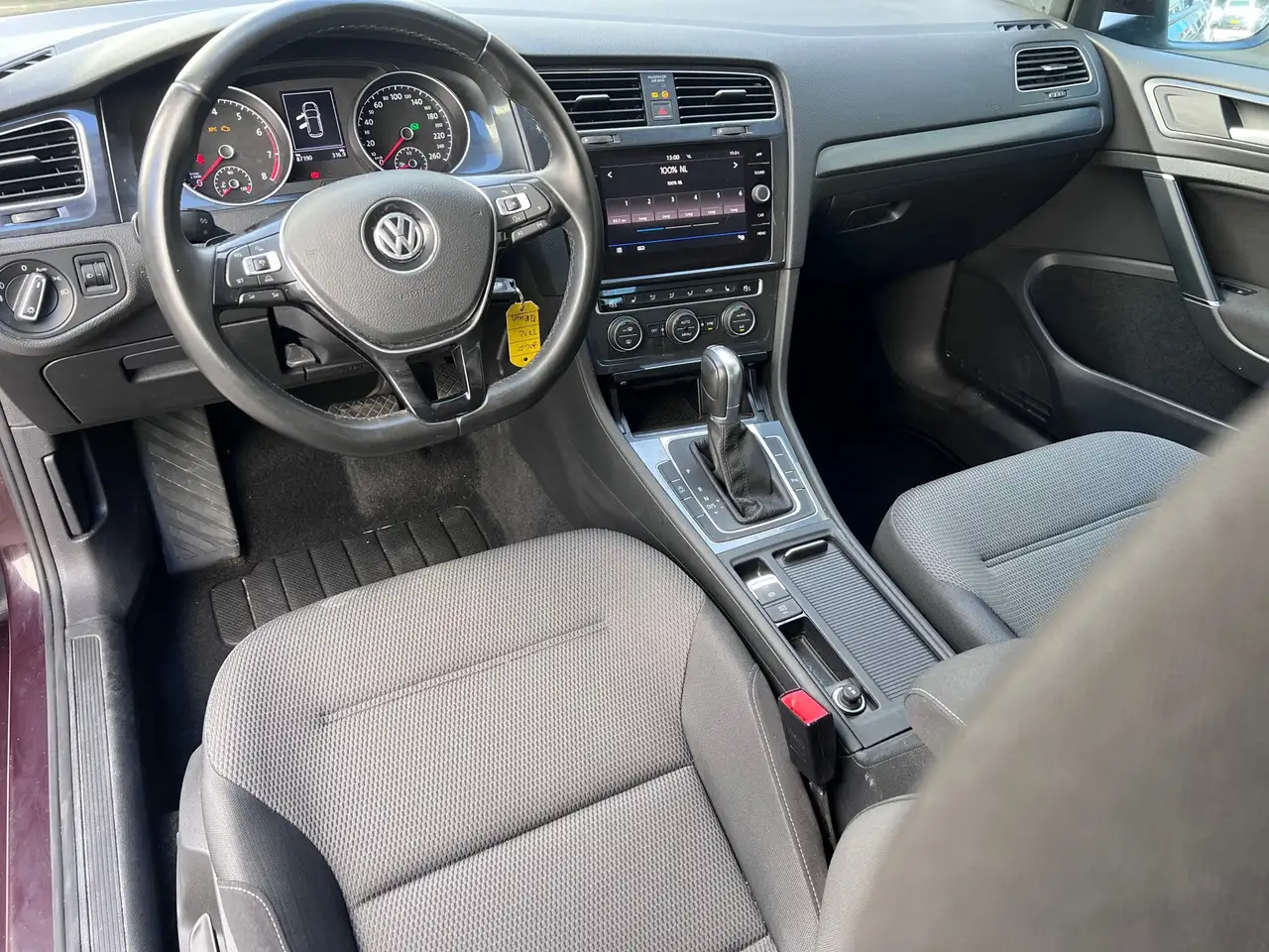 Volkswagen Golf — photo 3 sur 39