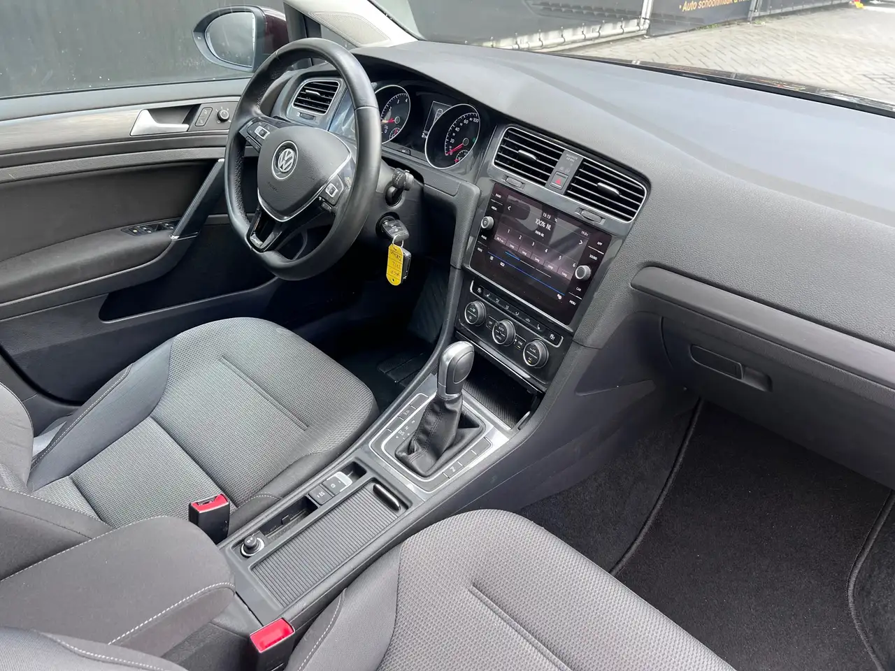 Volkswagen Golf — photo 20 sur 39