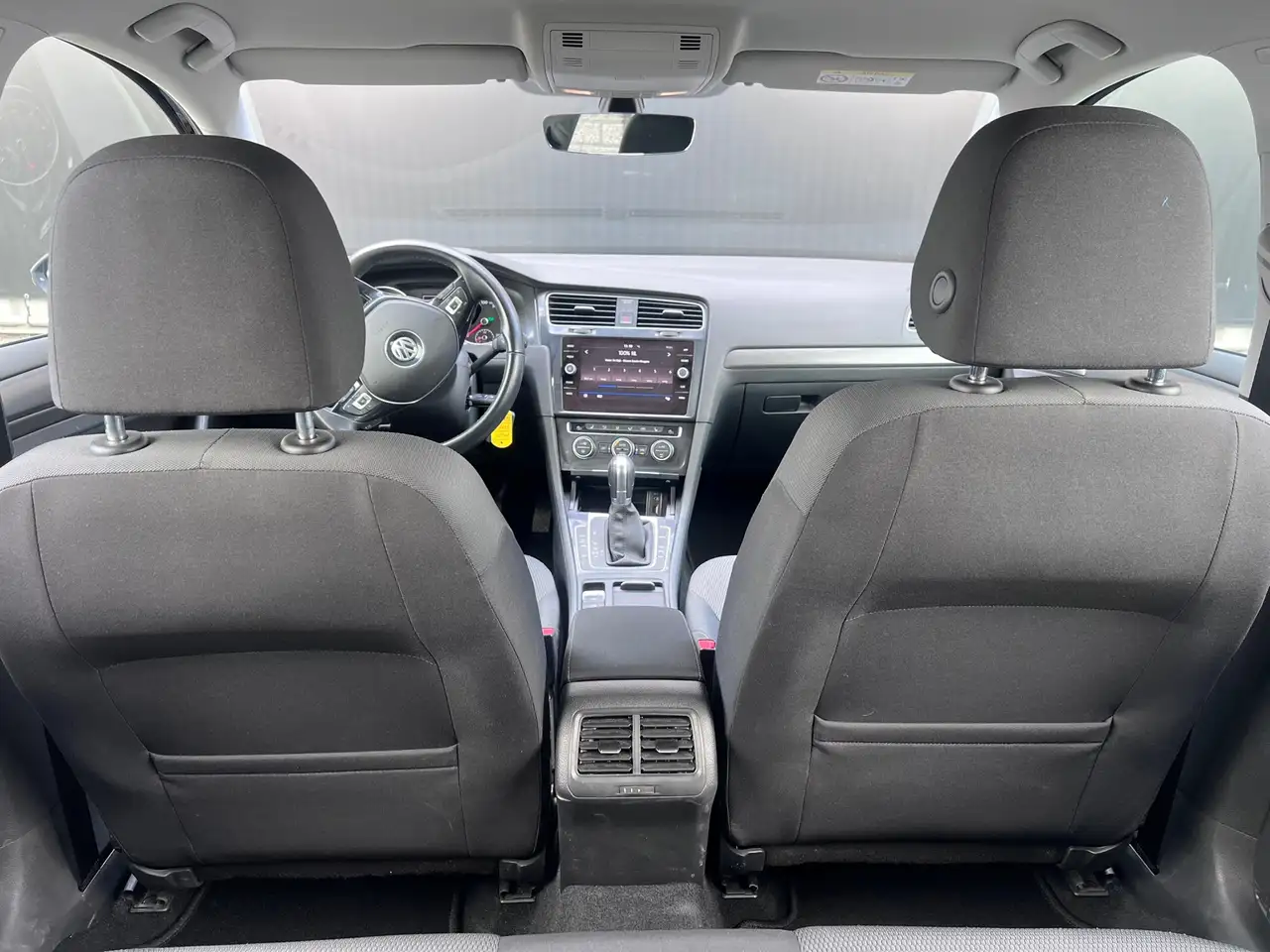 Volkswagen Golf — photo 17 sur 39