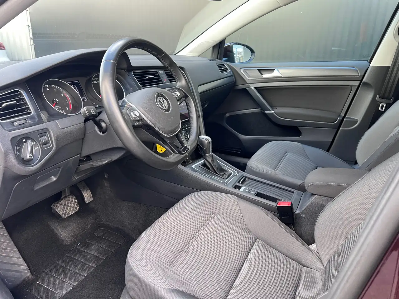 Volkswagen Golf — photo 10 sur 39