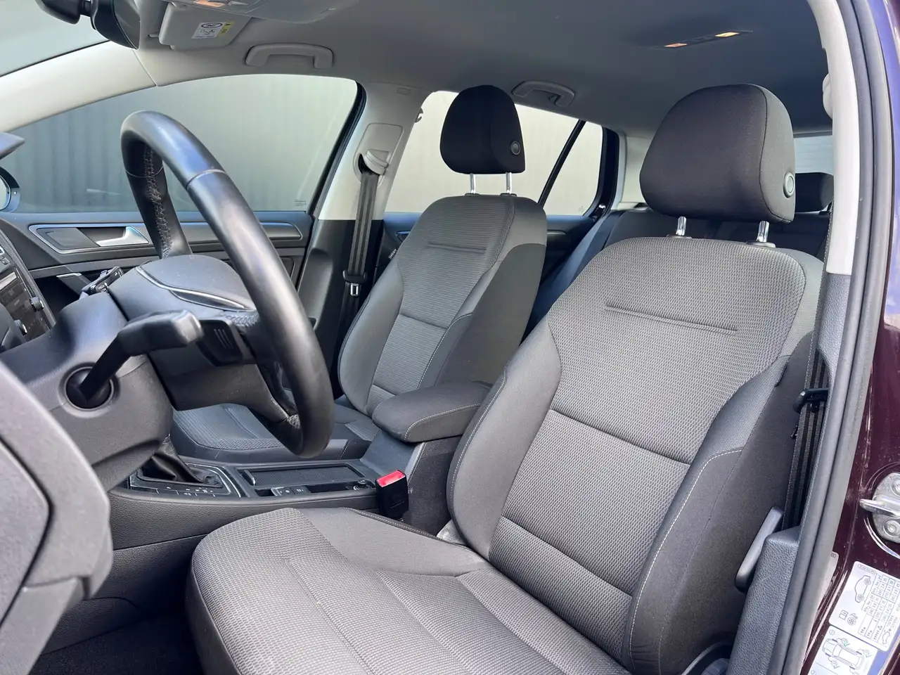 Volkswagen Golf — photo 11 sur 39