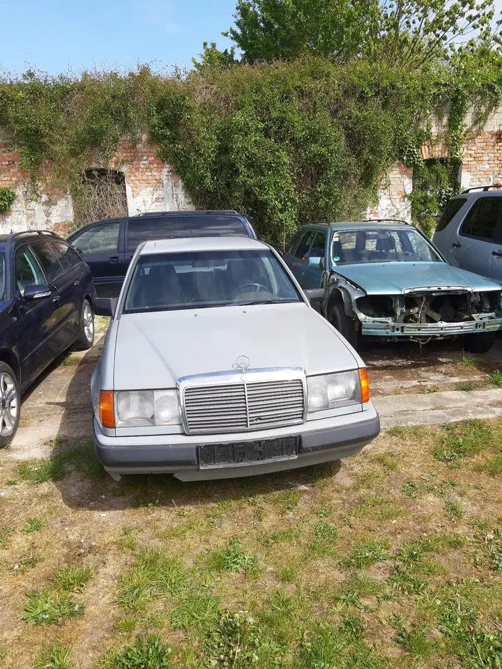 Mercedes-Benz E 250