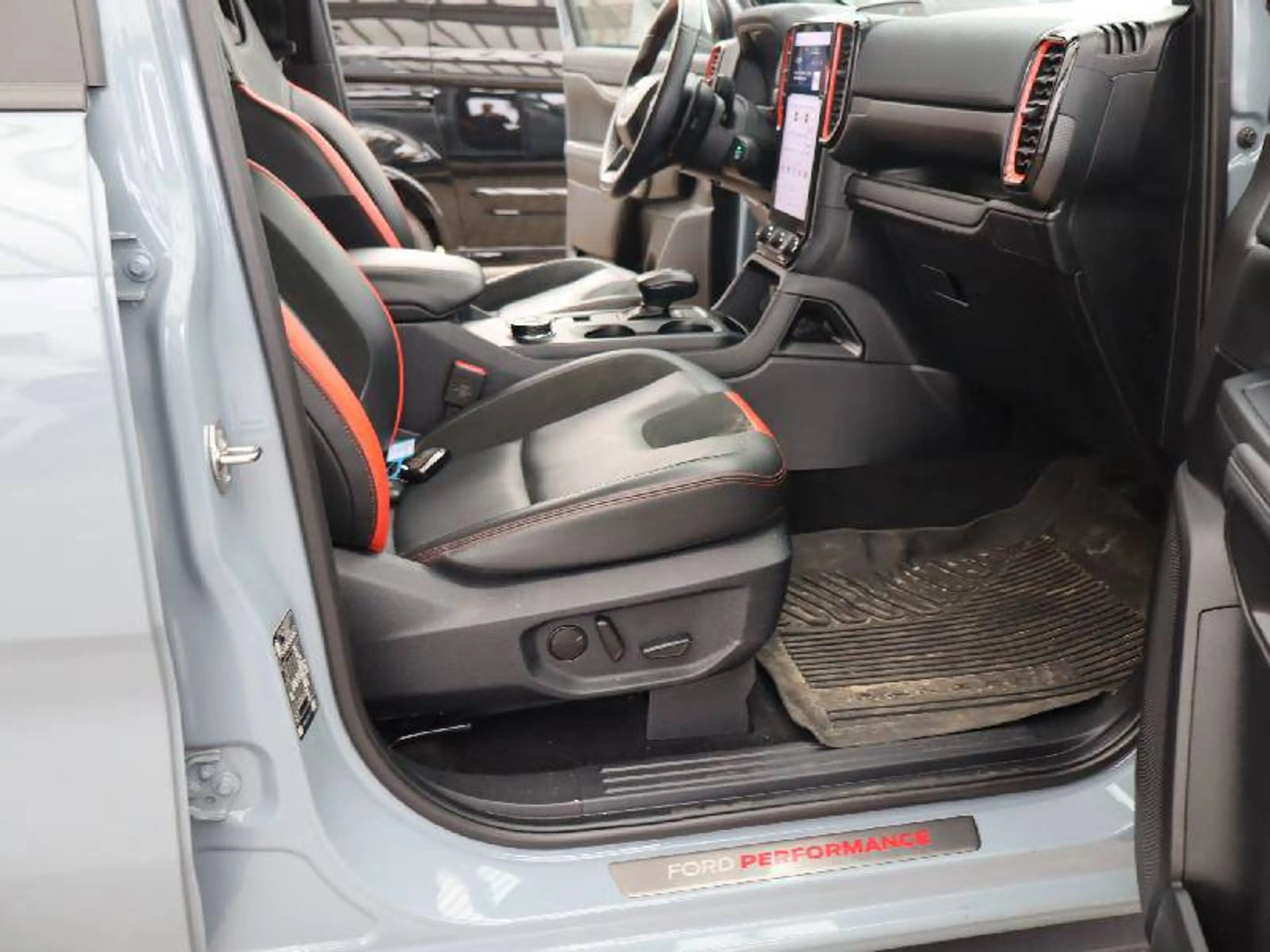 Ford Ranger e-4WD Doppelkabine+Winter+AHK+LED+Standheizung! — photo 4