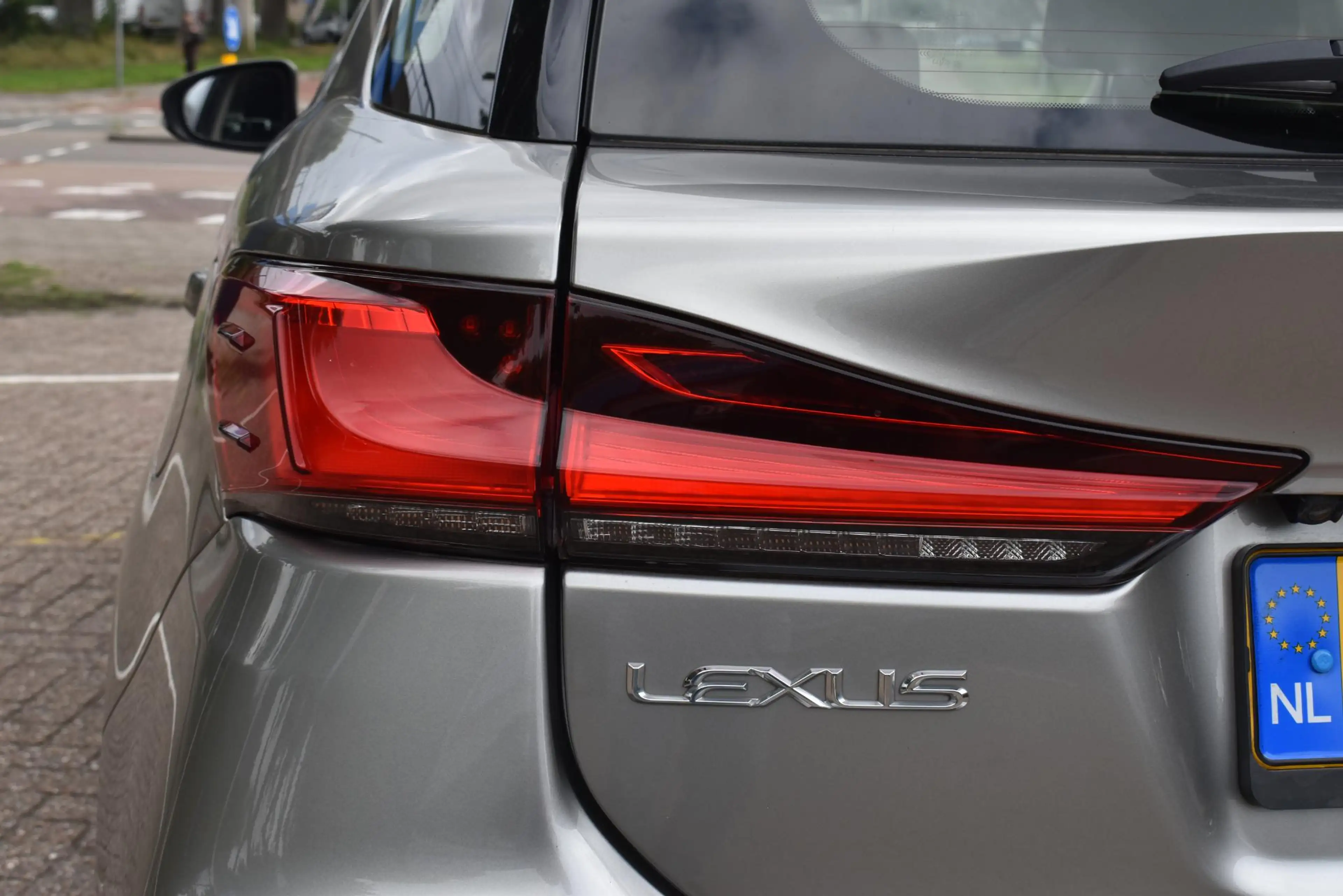 Lexus CT 200h Sport Edition Navigatie | Camera | Keyless | Adapt — photo 9