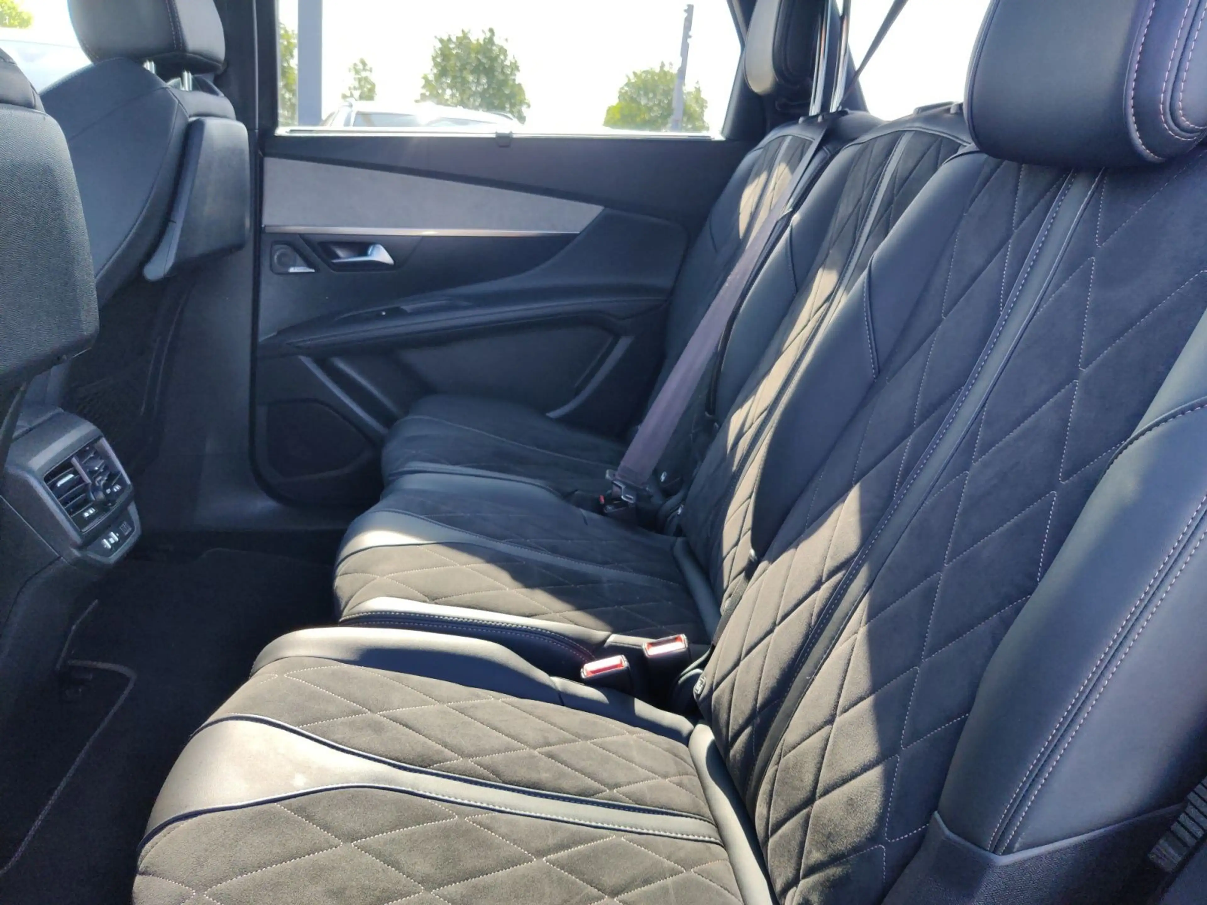 Peugeot 5008 GT 2.0 Blue HDi 180 Automatik, Panoramadach — photo 13