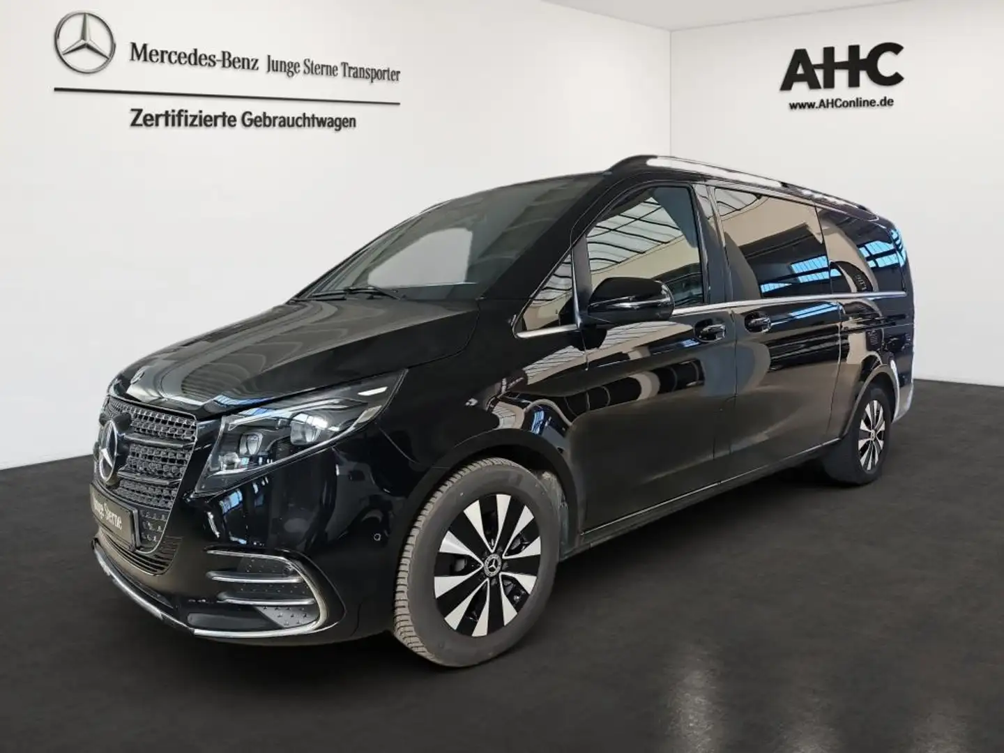 Mercedes-Benz V 300 AVG extralang 8 Sitze STHZ ele.ST AMGFront Schwarz - 1