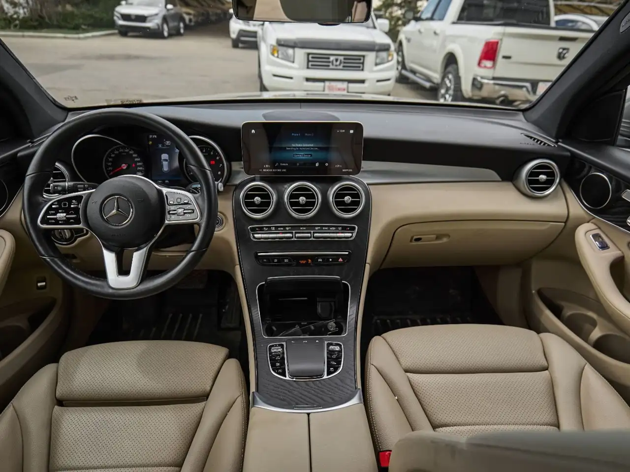 Mercedes-Benz GLC снимка Mercedes-Benz GLC