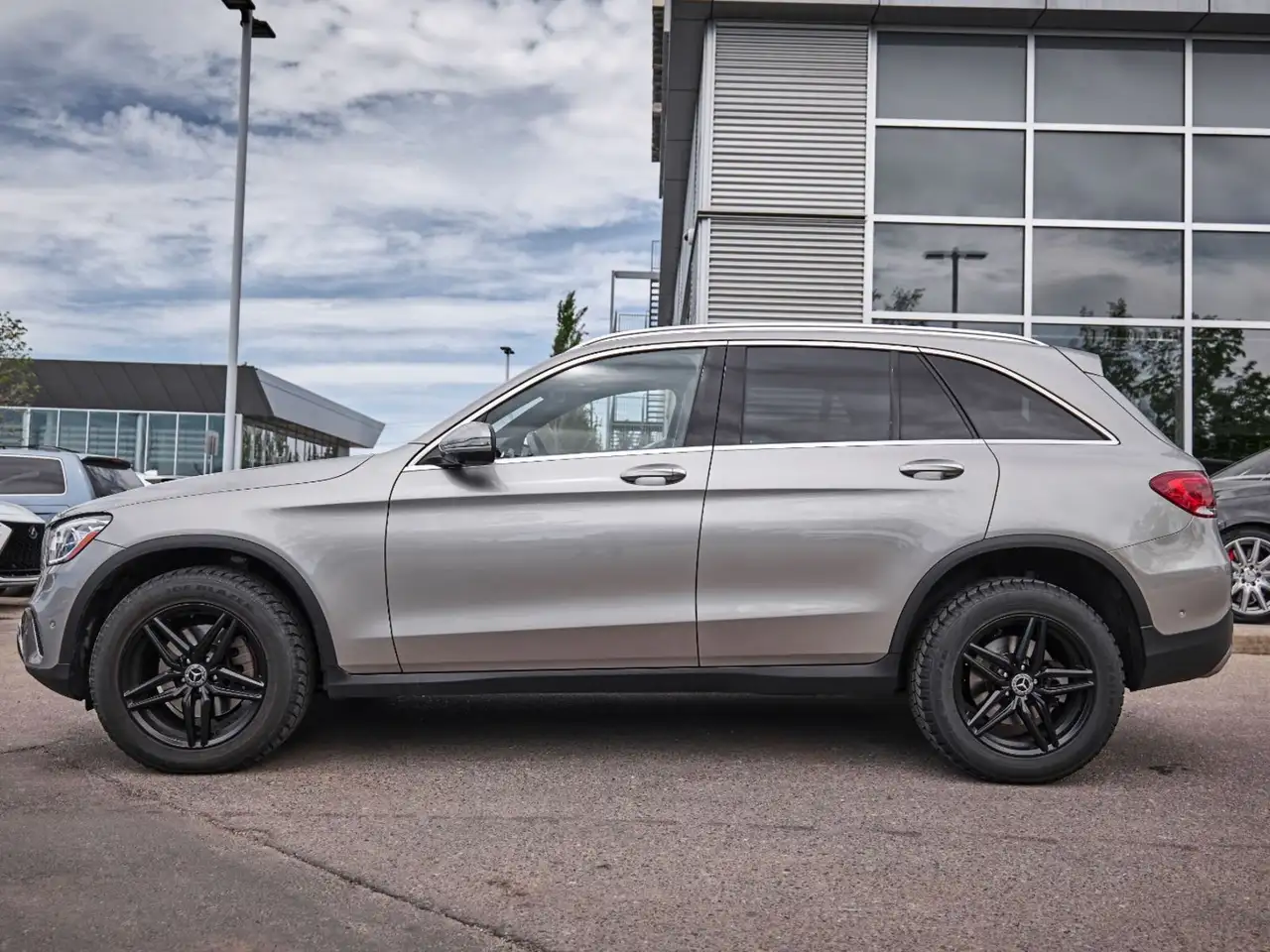 Mercedes-Benz GLC снимка Mercedes-Benz GLC