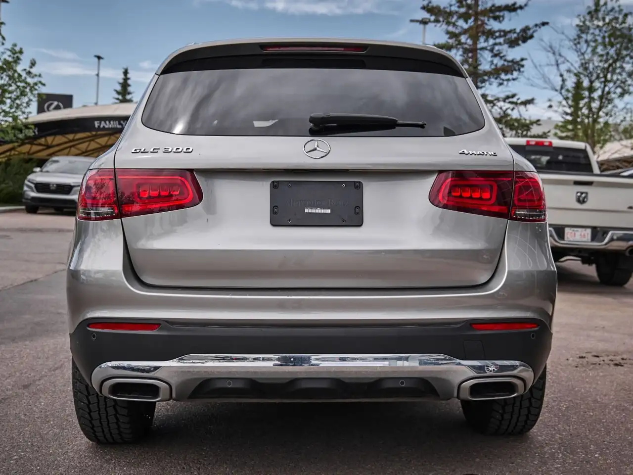 Mercedes-Benz GLC снимка Mercedes-Benz GLC