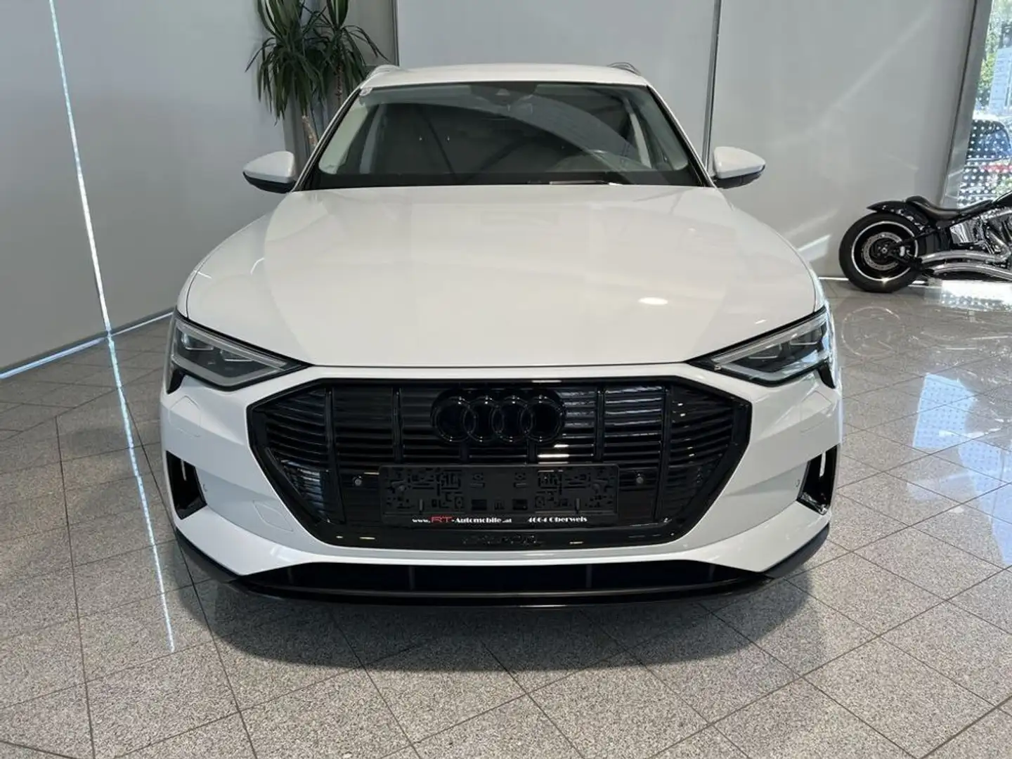 Audi e-tron 50 quattro Weiß - 2