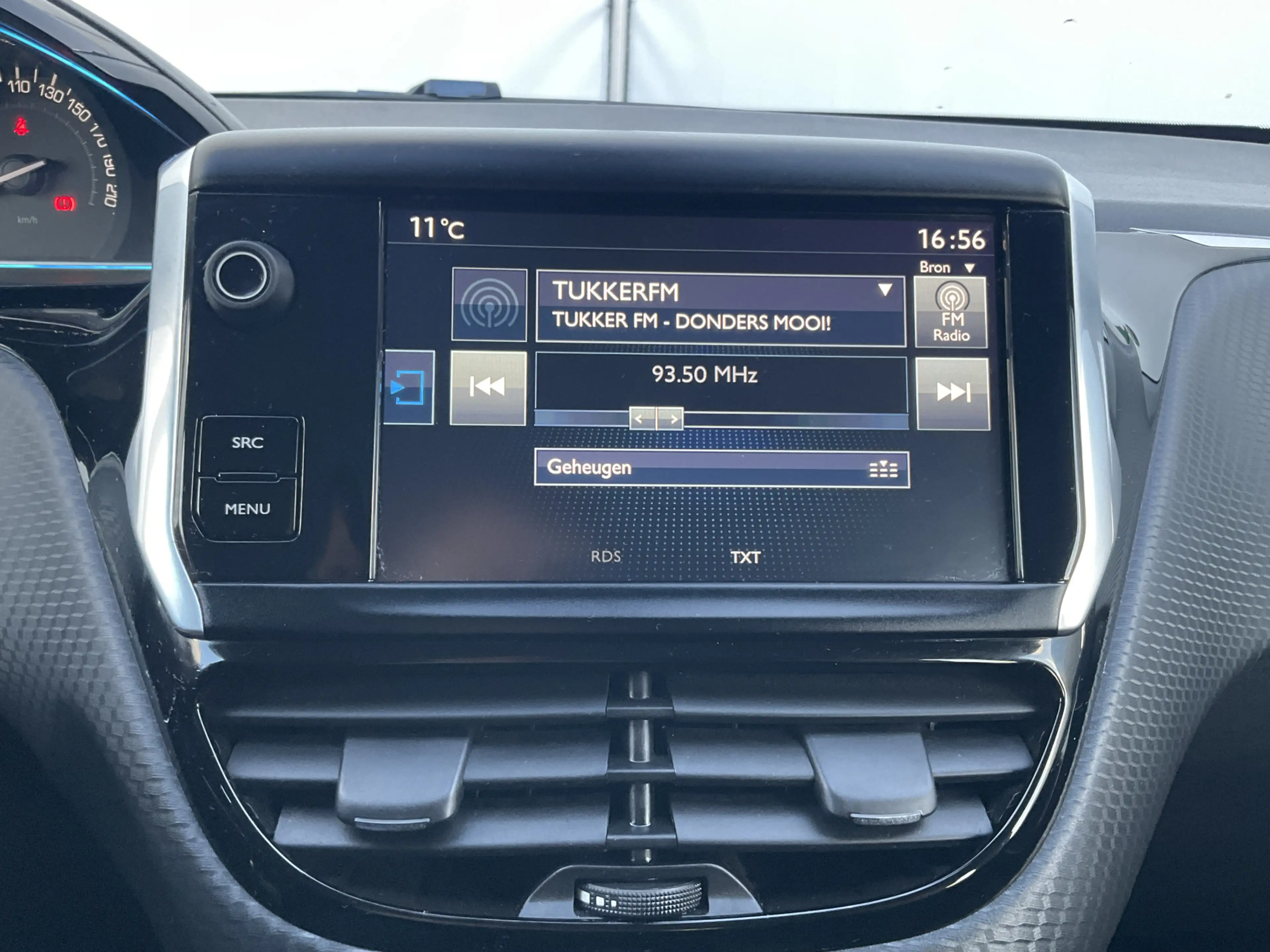 Peugeot 2008 1.2 Injectie Allure Trekhaak Carplay Camera Pano C — photo 23