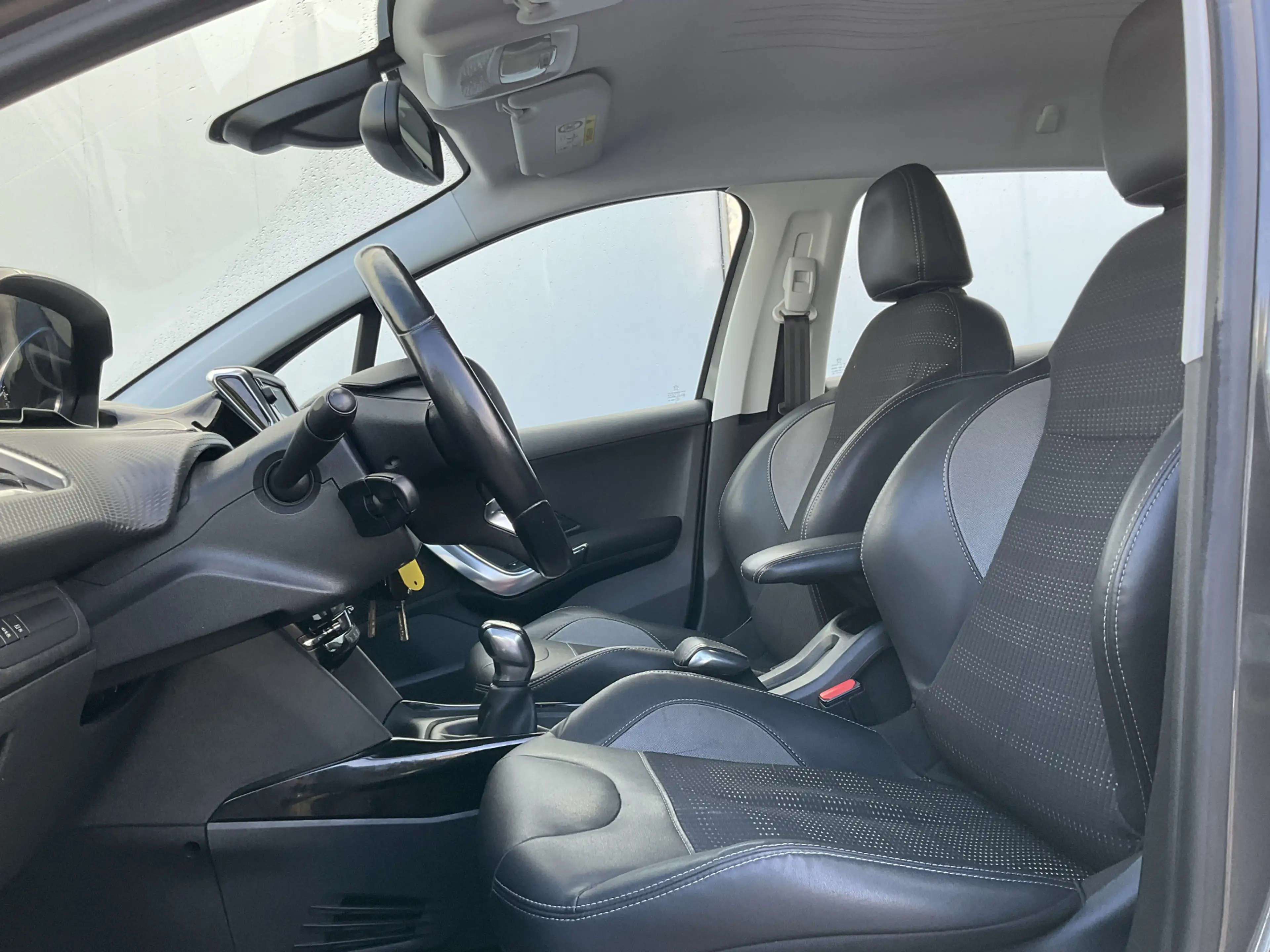 Peugeot 2008 1.2 Injectie Allure Trekhaak Carplay Camera Pano C — photo 15