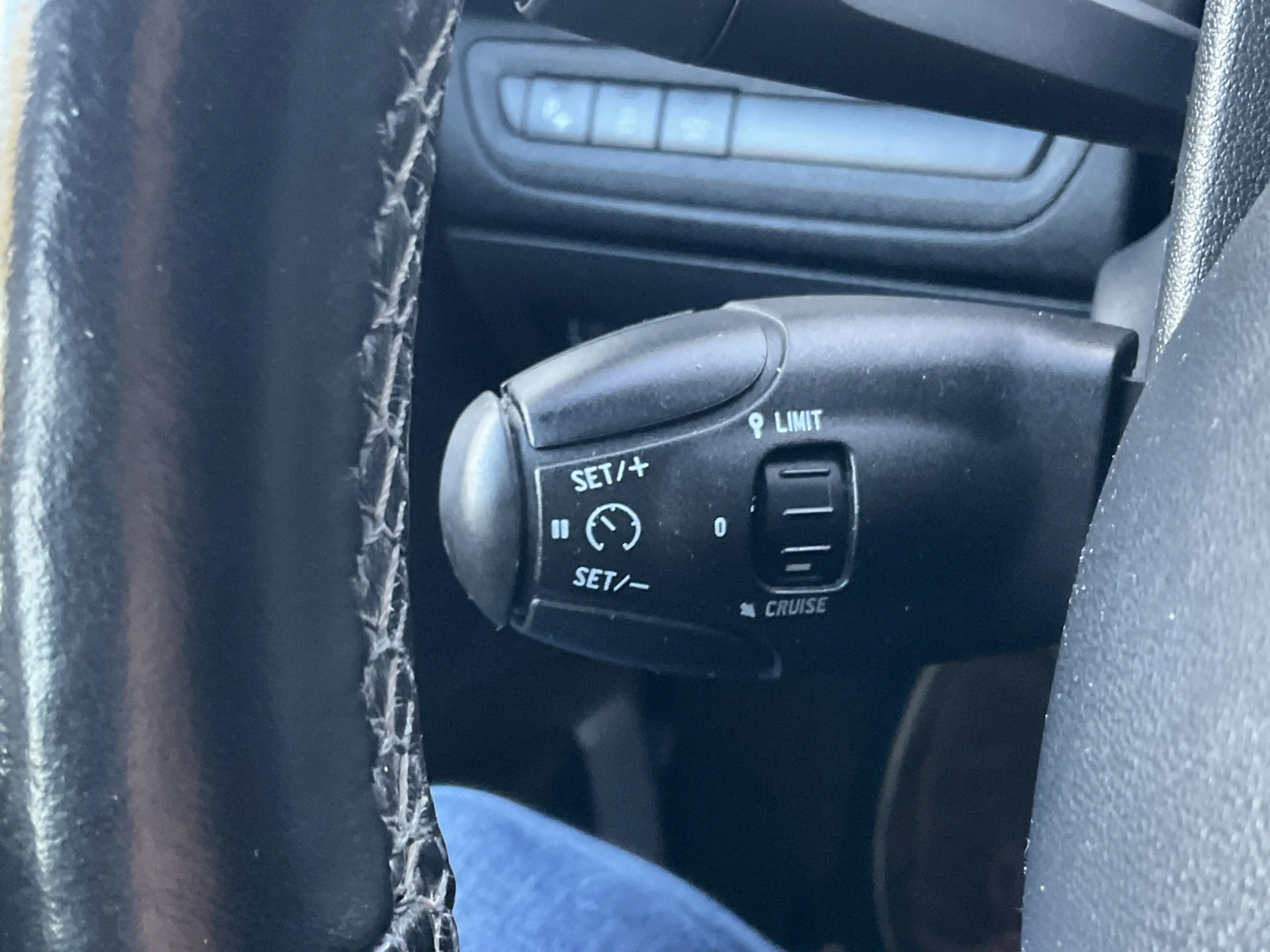 Peugeot 2008 1.2 Injectie Allure Trekhaak Carplay Camera Pano C — photo 5