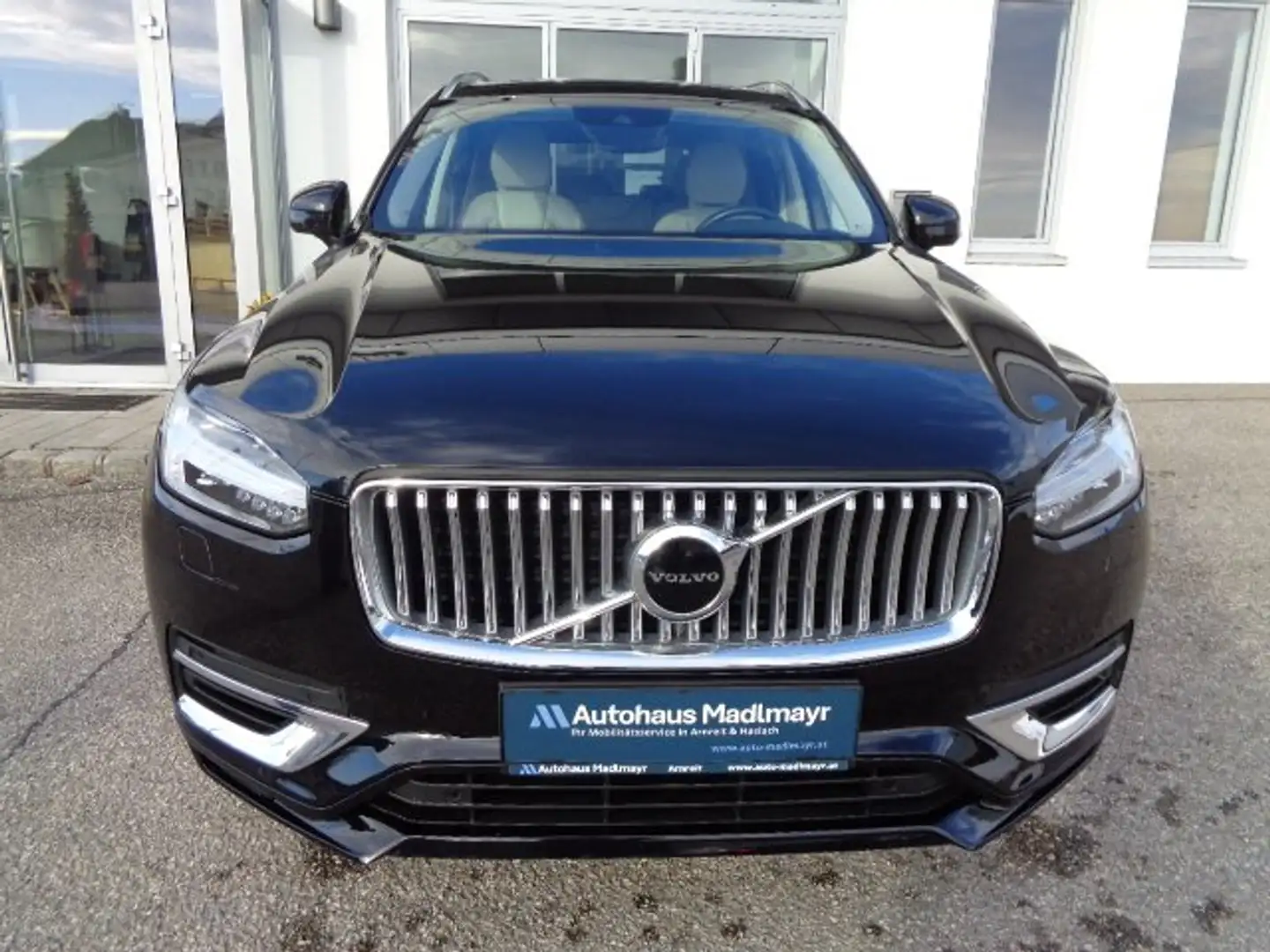 Volvo XC90 Inscription Edition Recharge Plug-In Hybrid AWD Noir - 1
