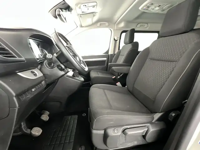 Opel Zafira Life view 13