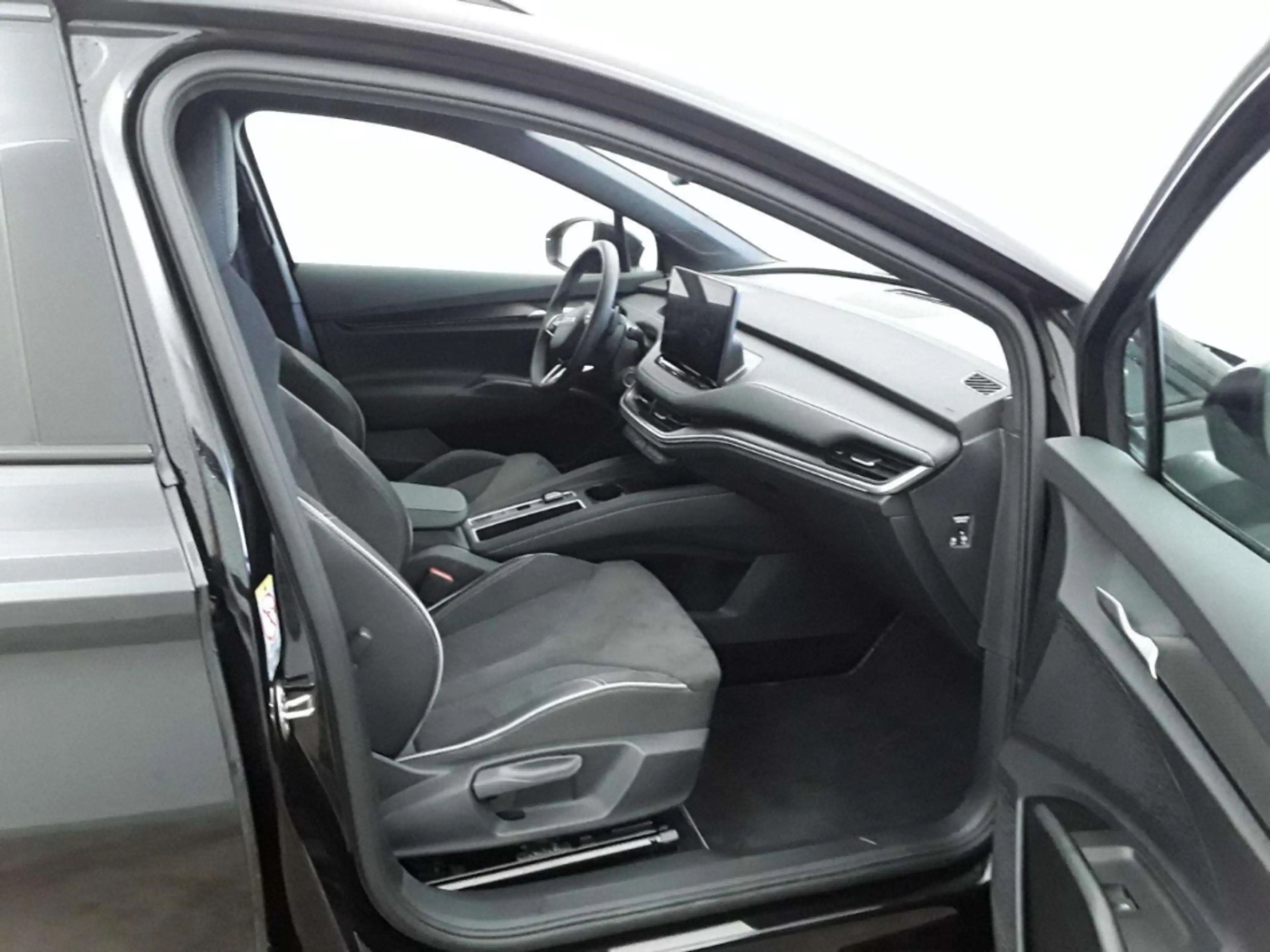 Skoda Elroq Sportline — photo 4