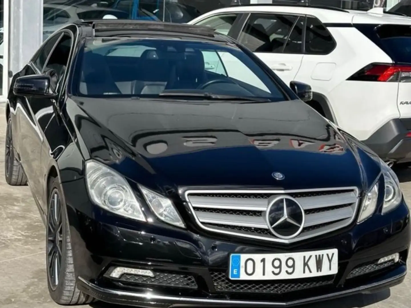 Mercedes-Benz E 350 Coupe CDI Blue Efficiency Elegance Blanco - 2
