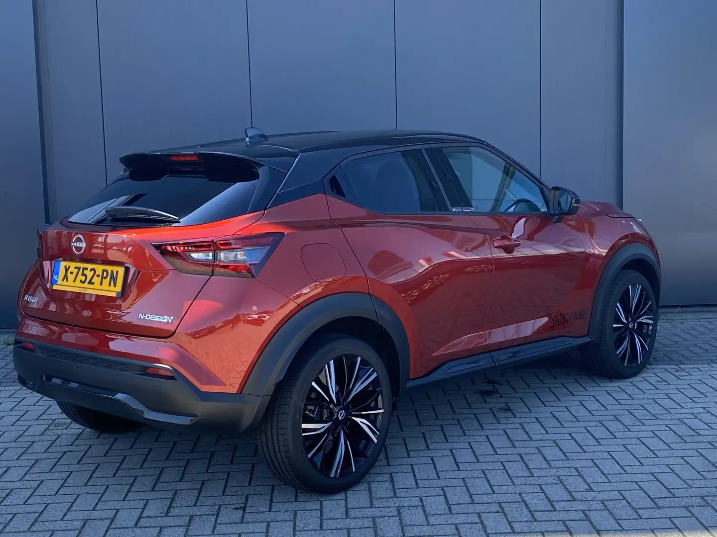 Nissan Juke 1.0 DIG-T 114 N-Design | Achteruitrijcamera | Navi Orange - 2