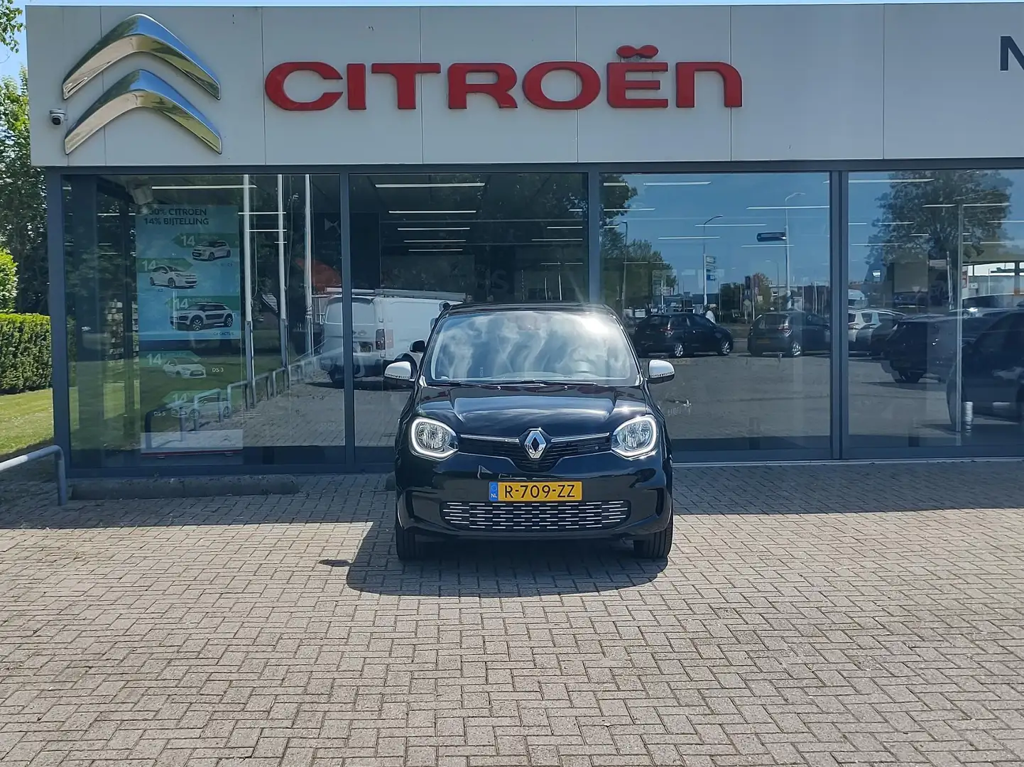Renault Twingo Z.E. R80 E-Tech Série Limitée Urban Night 22 kWh Noir - 2