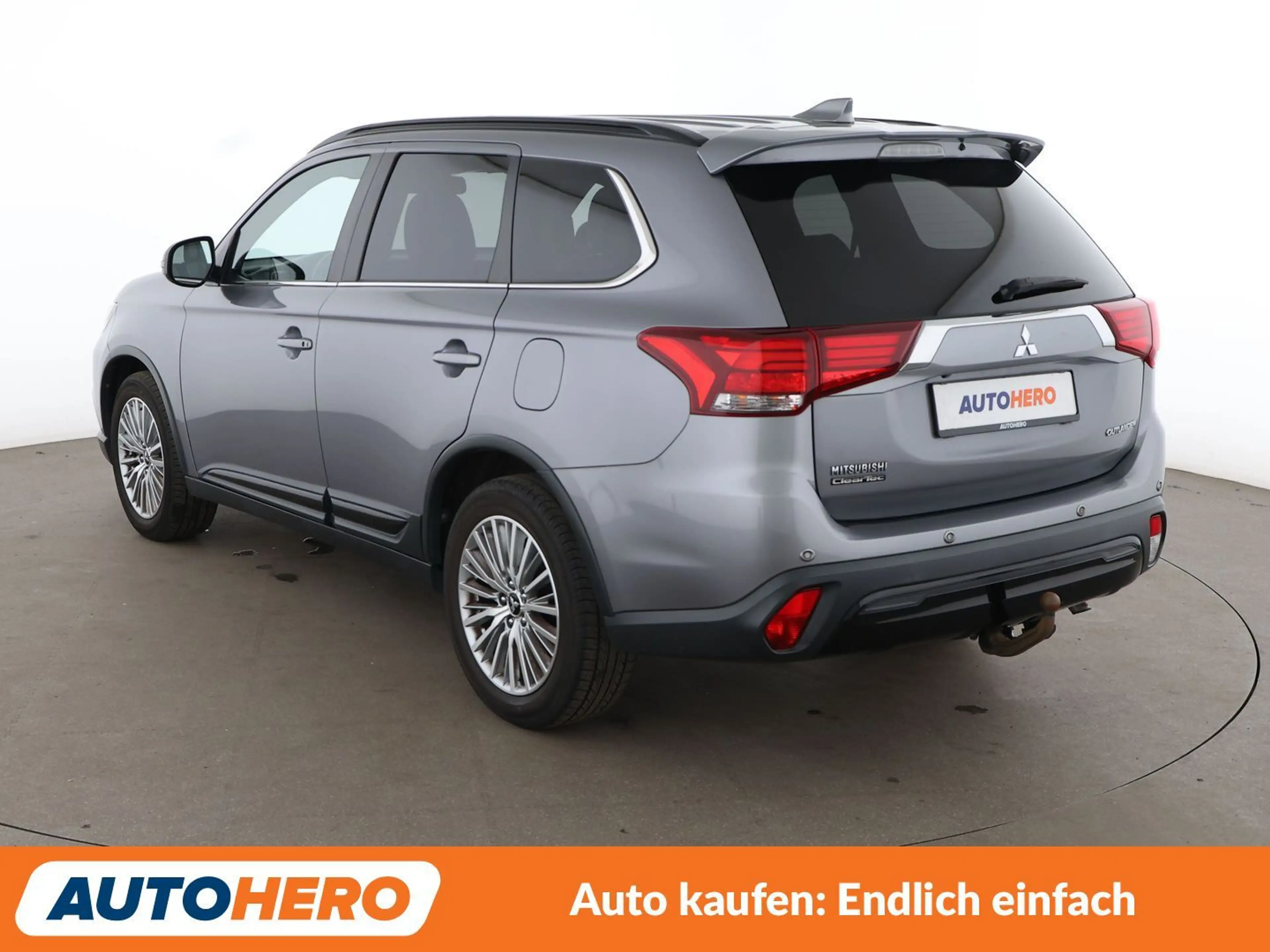 Mitsubishi Outlander 2.0 MIVEC Active+ 4WD Aut.*NAVI*BI-LED*TEMPO*CAM* — photo 4