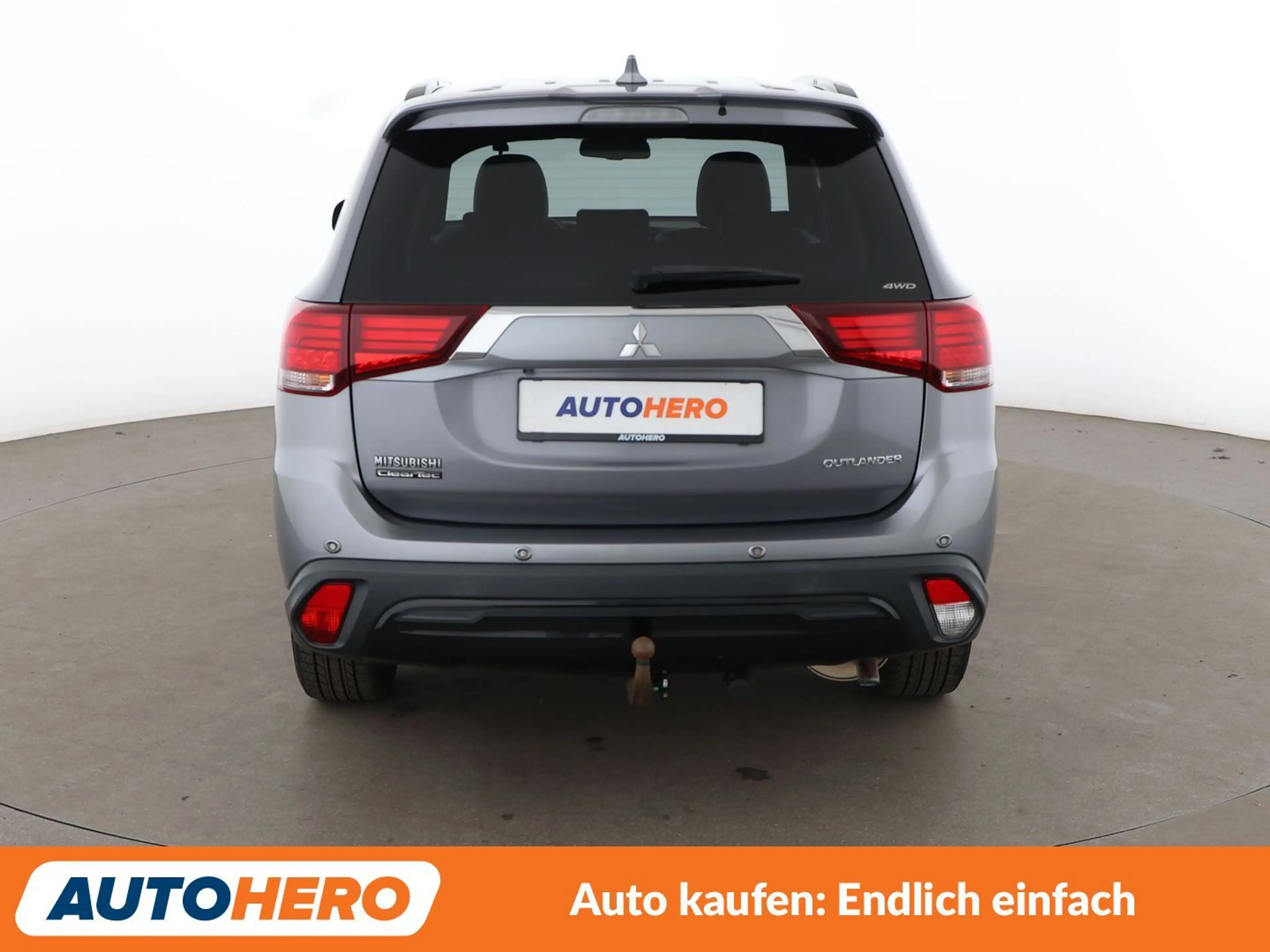 Mitsubishi Outlander 2.0 MIVEC Active+ 4WD Aut.*NAVI*BI-LED*TEMPO*CAM* — photo 5