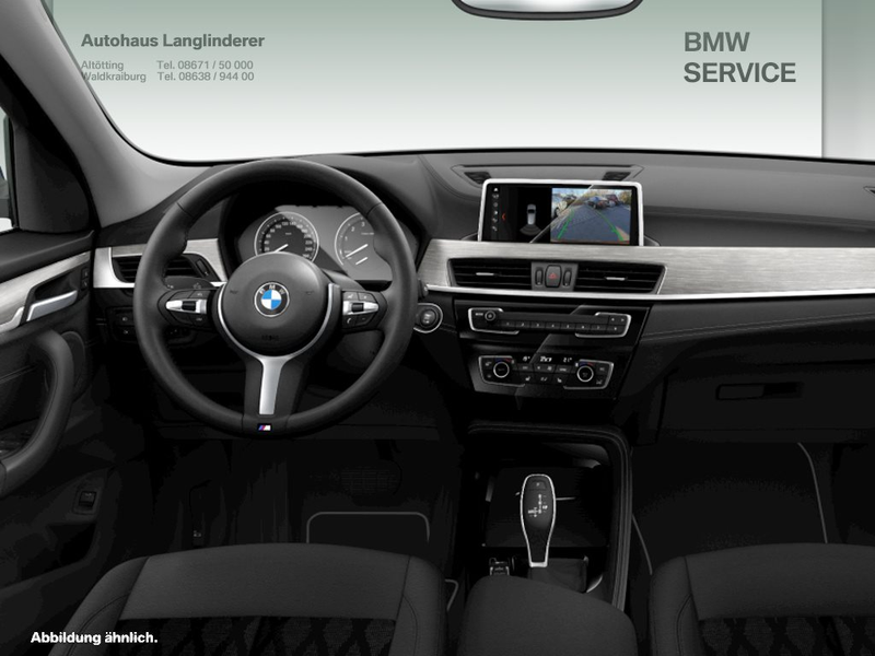 BMW X1 xDrive20i xLine Navi adp.LED Parkassistent — photo 4