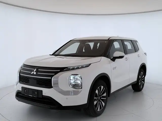 Mitsubishi Outlander DISPONIBILE IN VARIE COLORAZIONI E ALLESTIMENTI - CONCESSIONARIO UFFICIALE