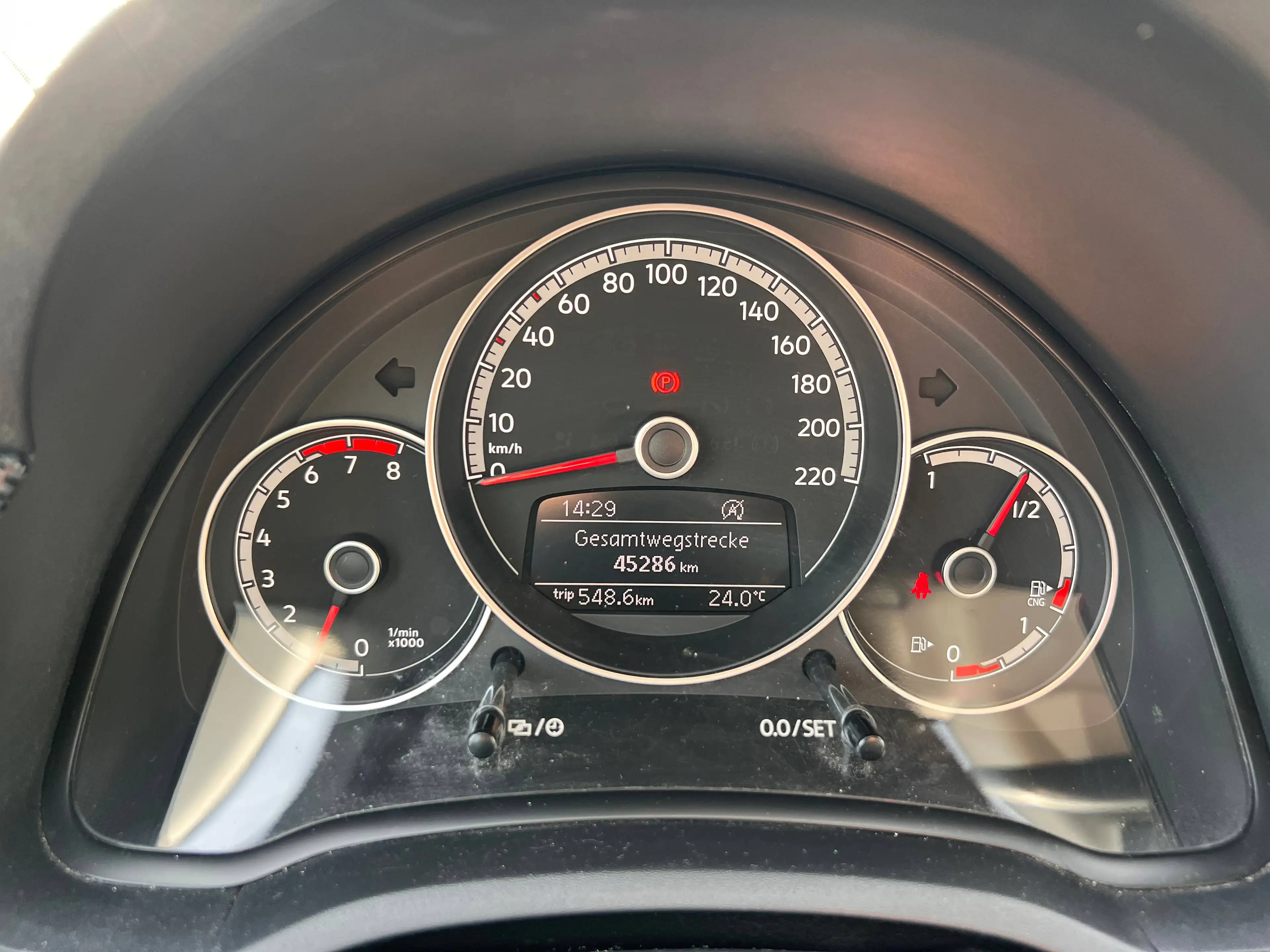 Volkswagen up! co up! CNG Erdgas SHZ PDC GRA NSW Kamera — photo 10
