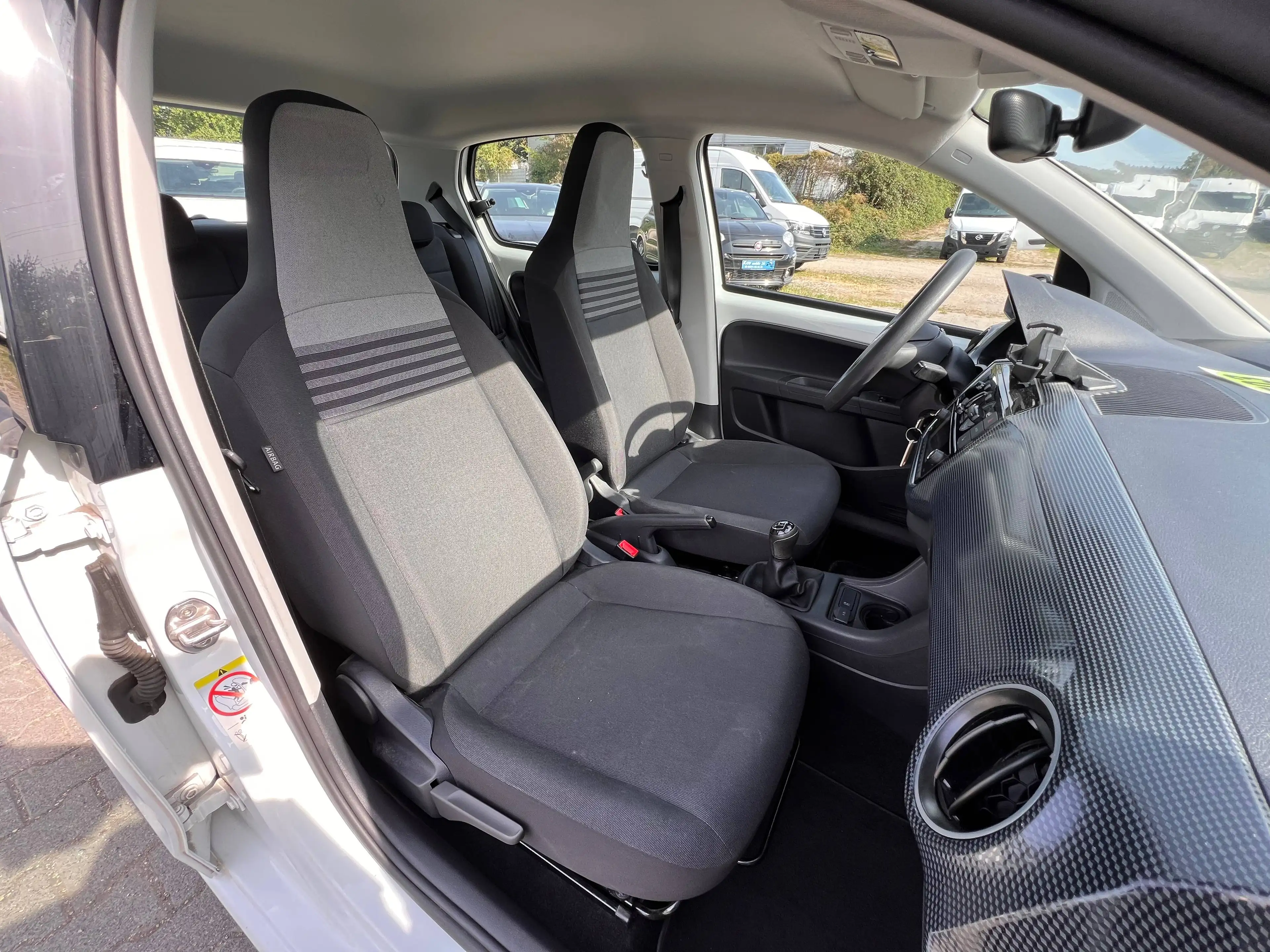 Volkswagen up! co up! CNG Erdgas SHZ PDC GRA NSW Kamera — photo 9