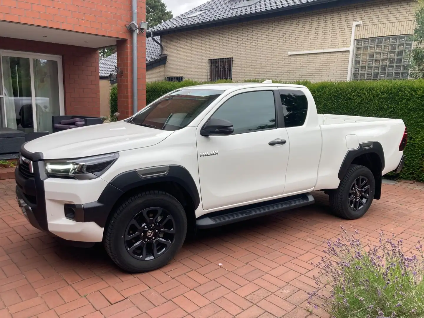 Toyota Hilux Invincible 2,8D-4D,Extra Cab,netto:43000€ - 1