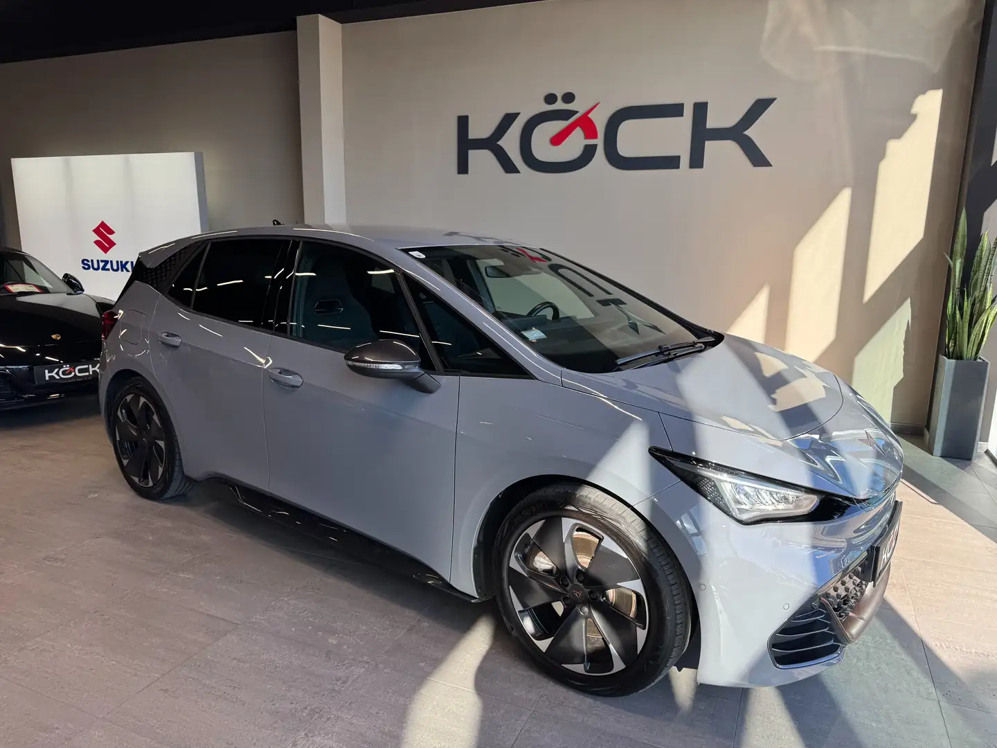 CUPRA Born 170 kW Grau - 1