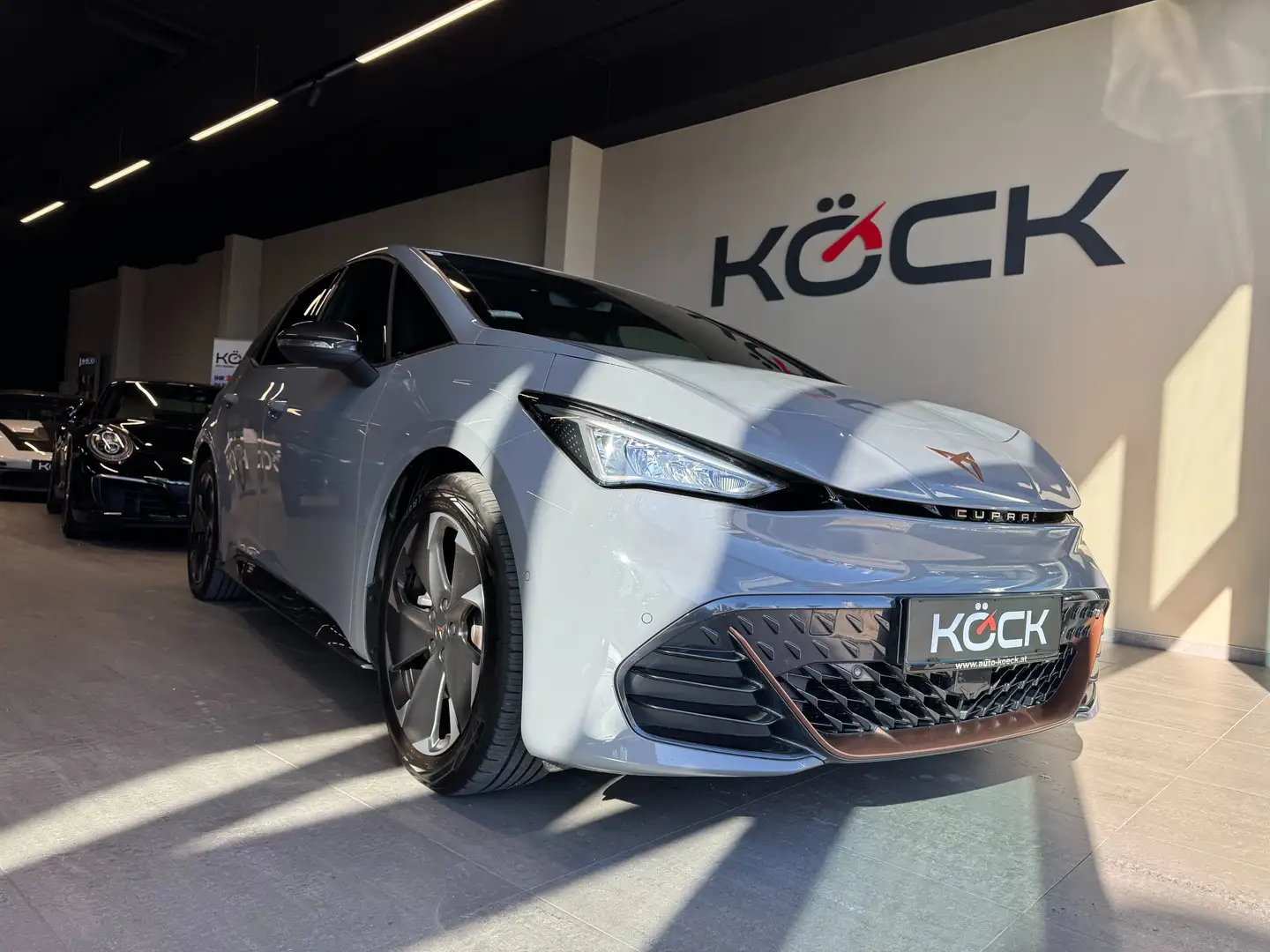 CUPRA Born 170 kW Grau - 2