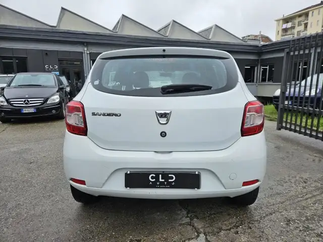 Dacia Sandero view 5