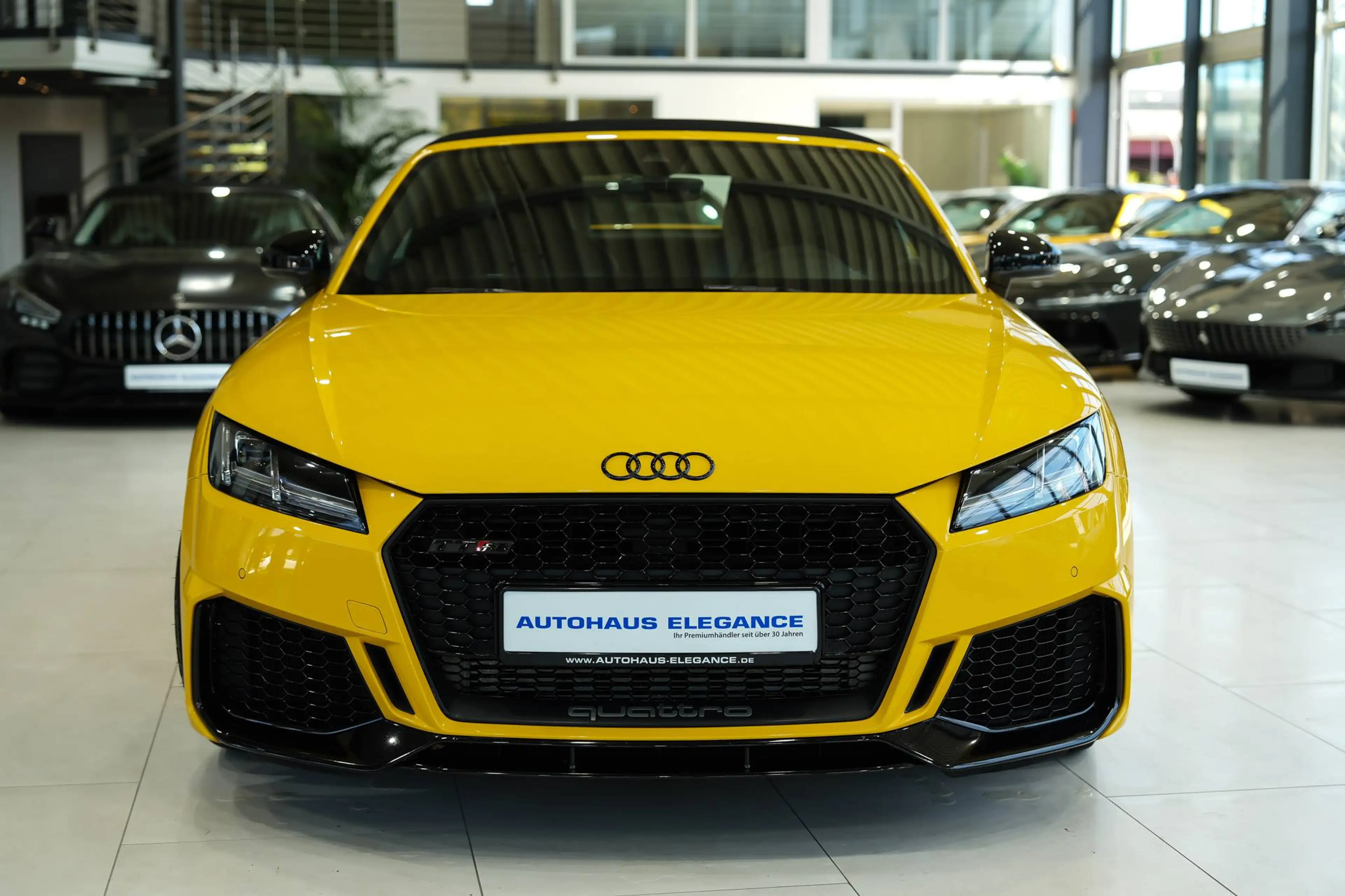 Audi TT RS Roadster 2.5 TFSI quattro*RS-ABGAS*B&O*LED — photo 6