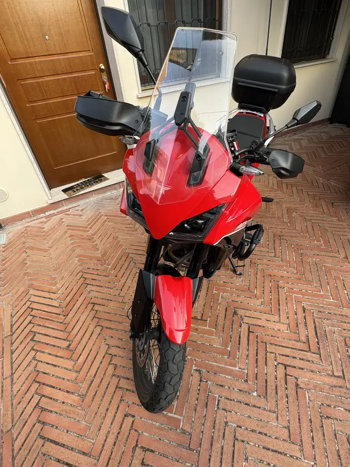Moto Morini X-Cape