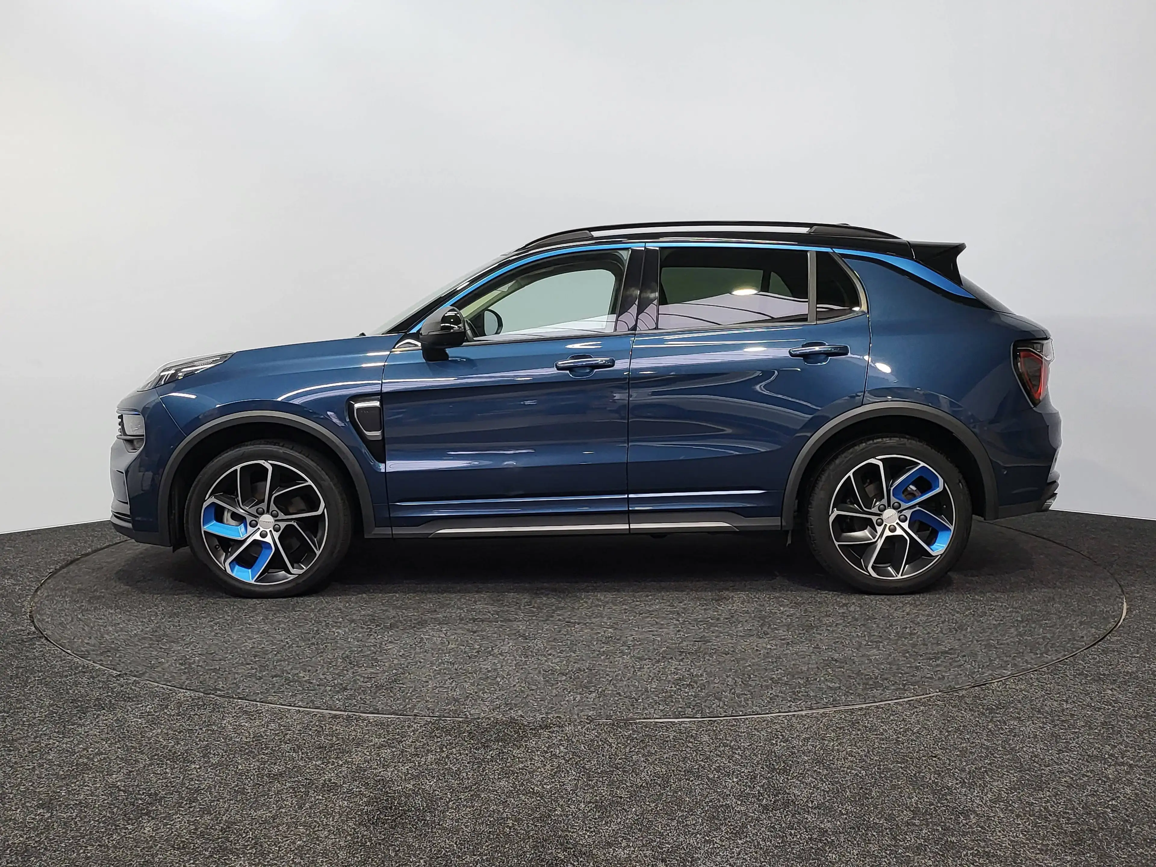 Lynk & Co 01 PHEV | Automaat | 2022 | 113.396 km | Direct beschikbaar | Full | Pano | ACC | Led | 360° | DAB | CarPlay — photo 3