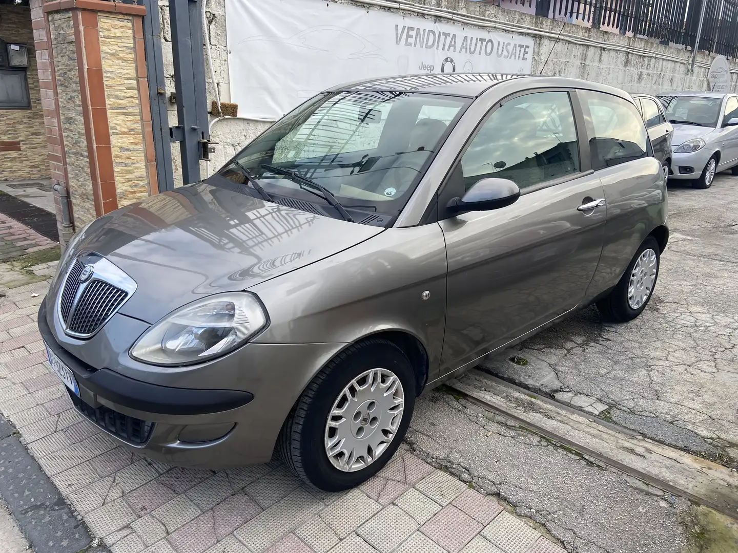 Lancia Ypsilon 1.3 mjt Argento - 2