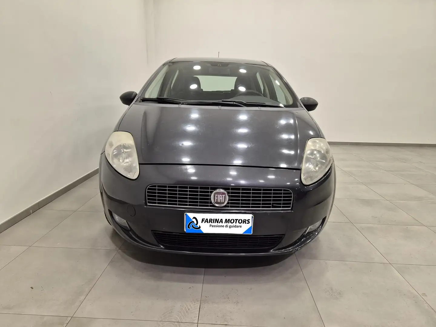 Fiat Grande Punto 5p 1.2 Active 65cv - NEOPATENTATI - Clima - Radio Grau - 2