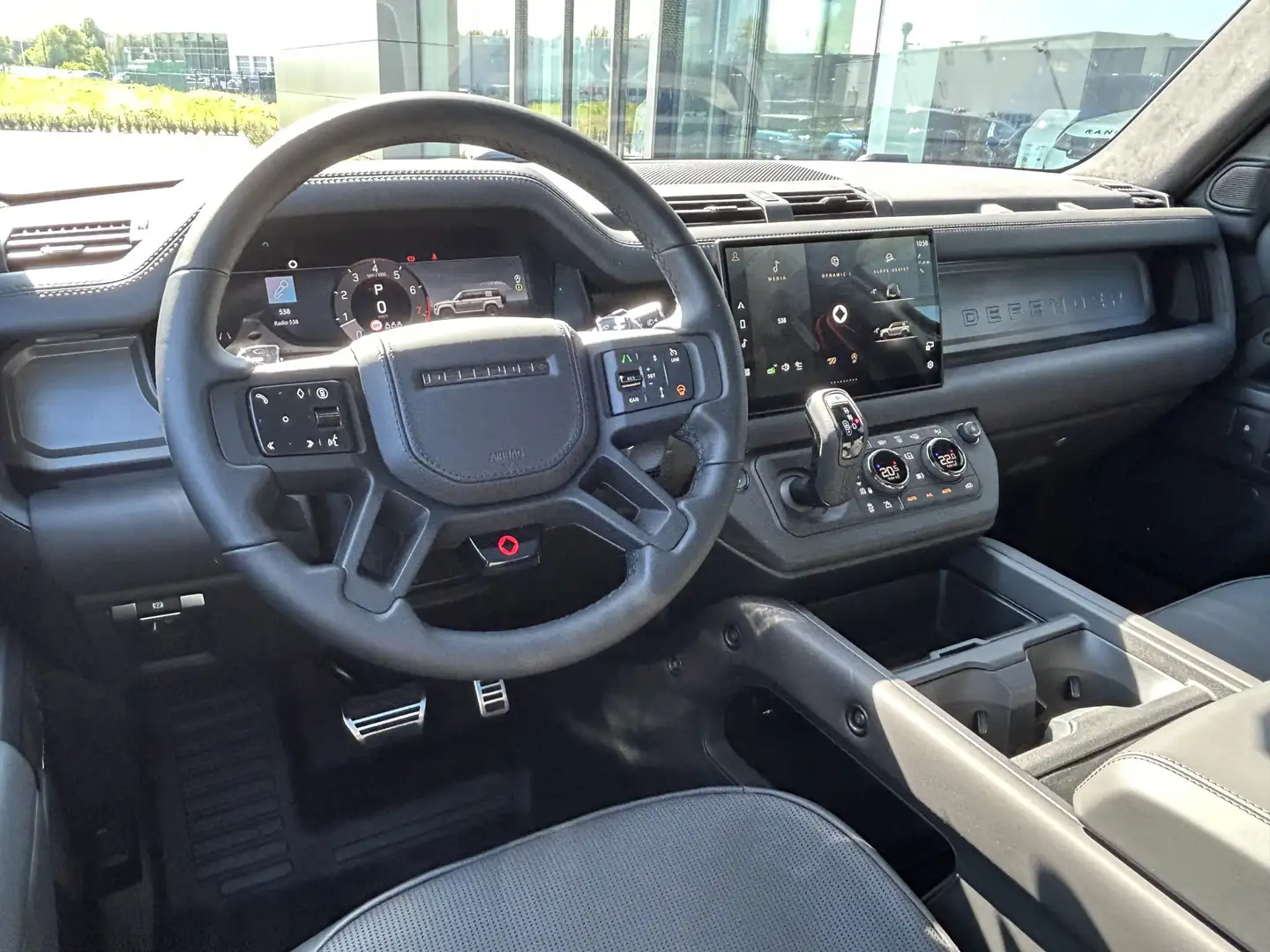 Land Rover Defender 110 4.4 V8 P635 AWD - OCTA | NIEUW - 0 km | Direct Braun - 2