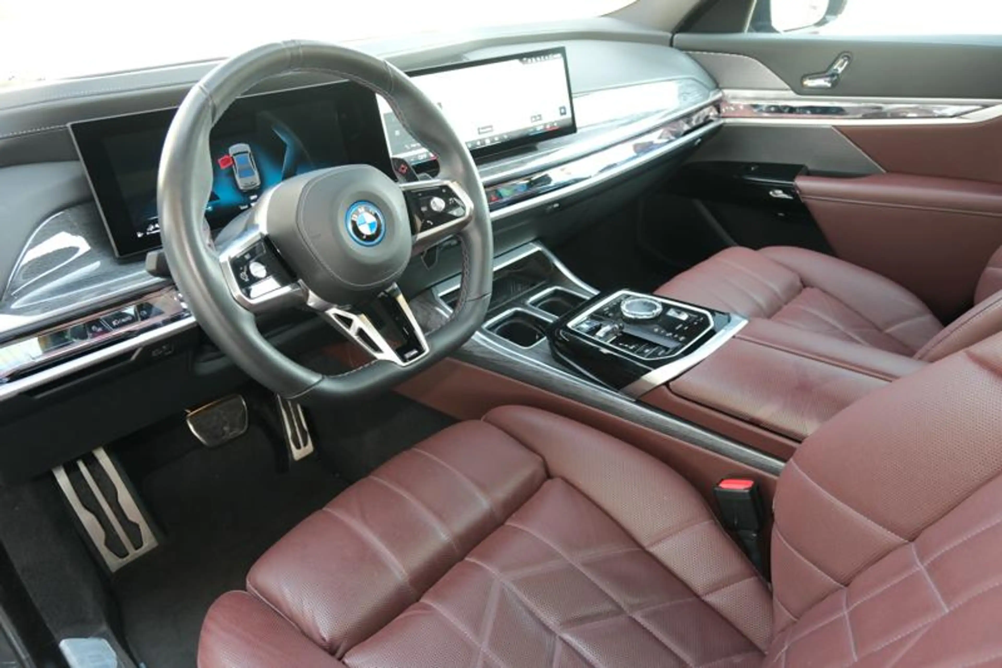 BMW 760 M SPORT PRO INDIVIDUAL | EXECUTIVE LOUNGE | — photo 6