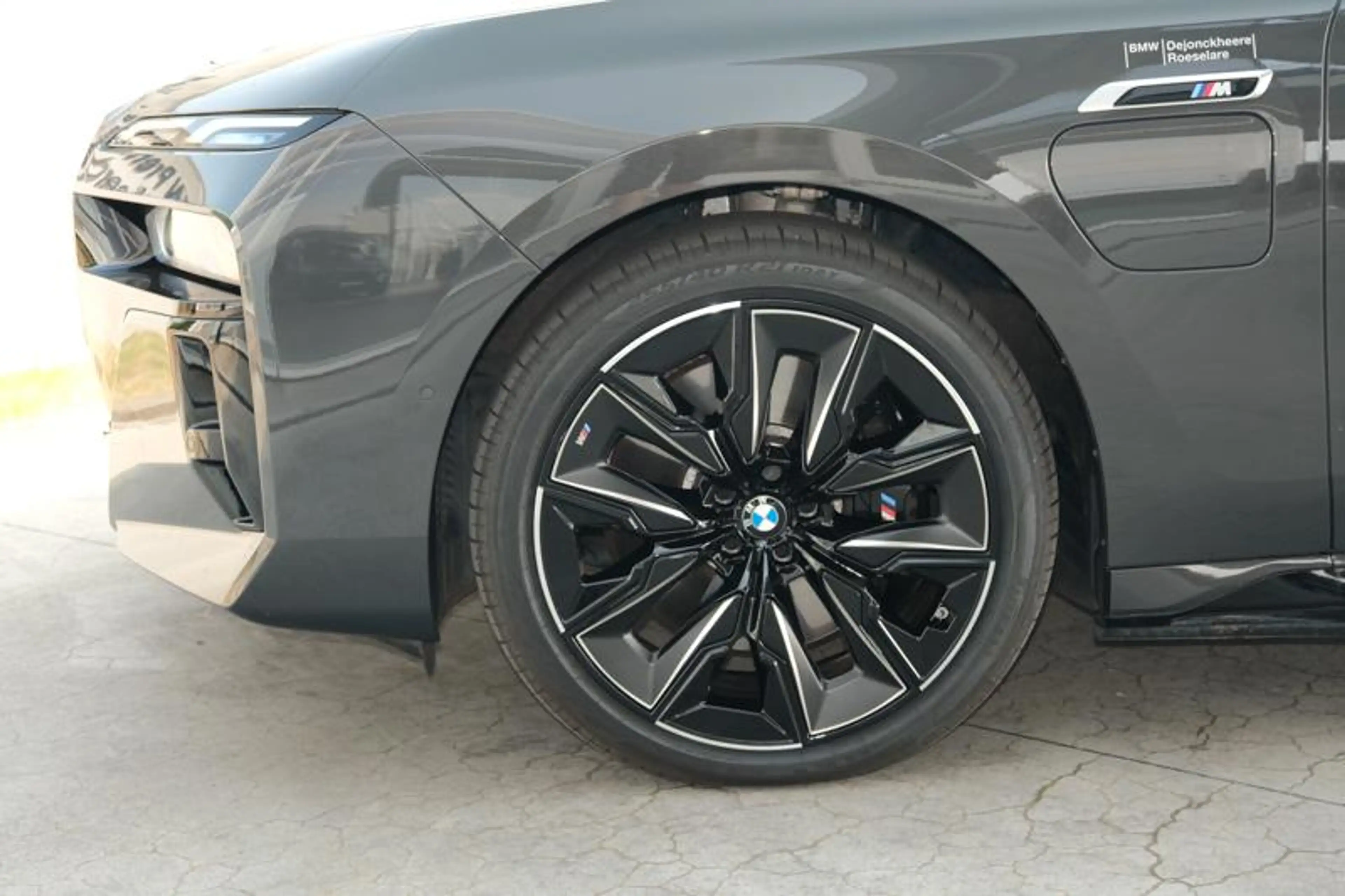 BMW 760 M SPORT PRO INDIVIDUAL | EXECUTIVE LOUNGE | — photo 8