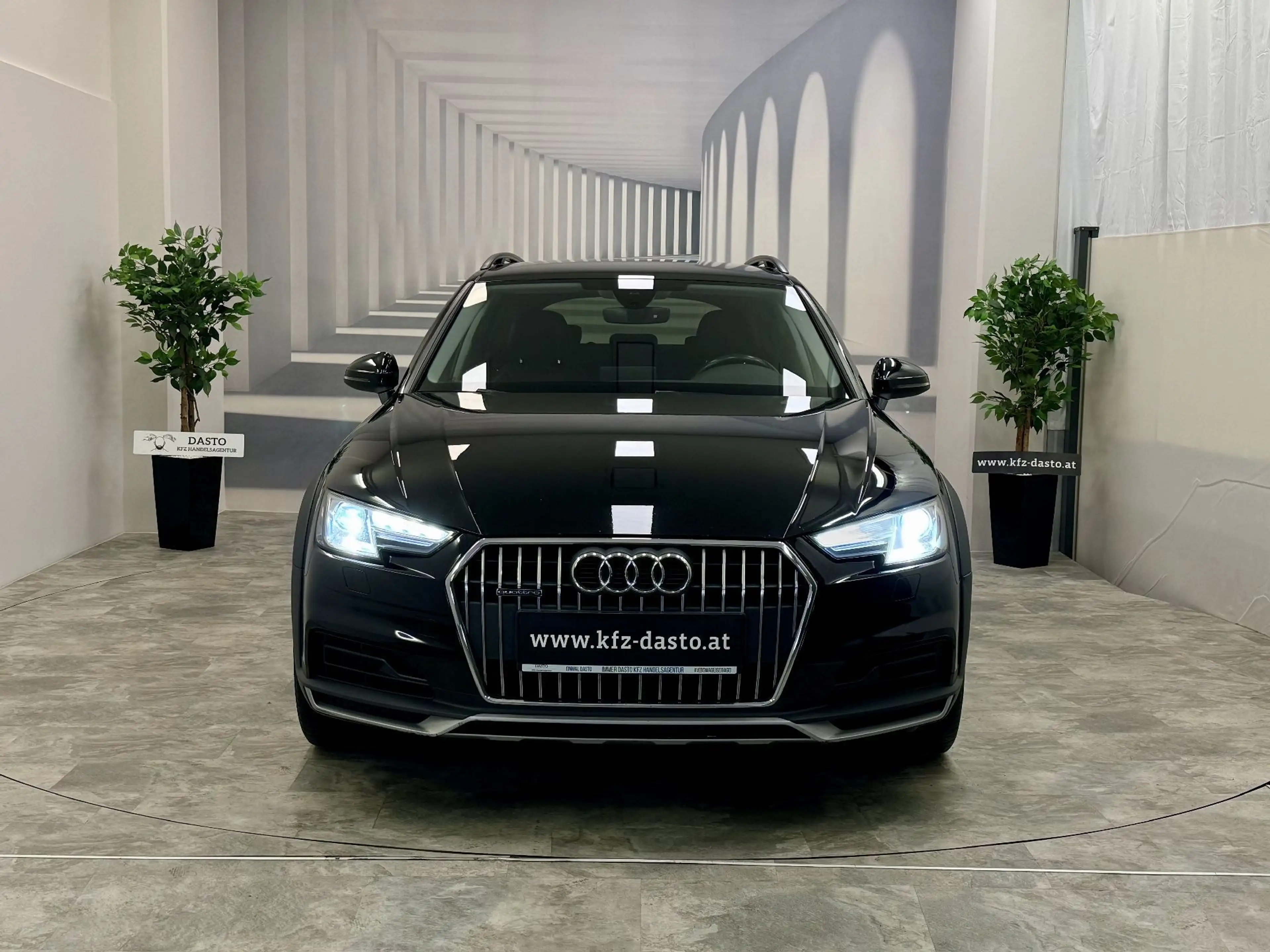 Audi A4 allroad 2.0TDI__AHK__SPORTSITZE__NEUES  GUTACHTEN 2027 — photo 9