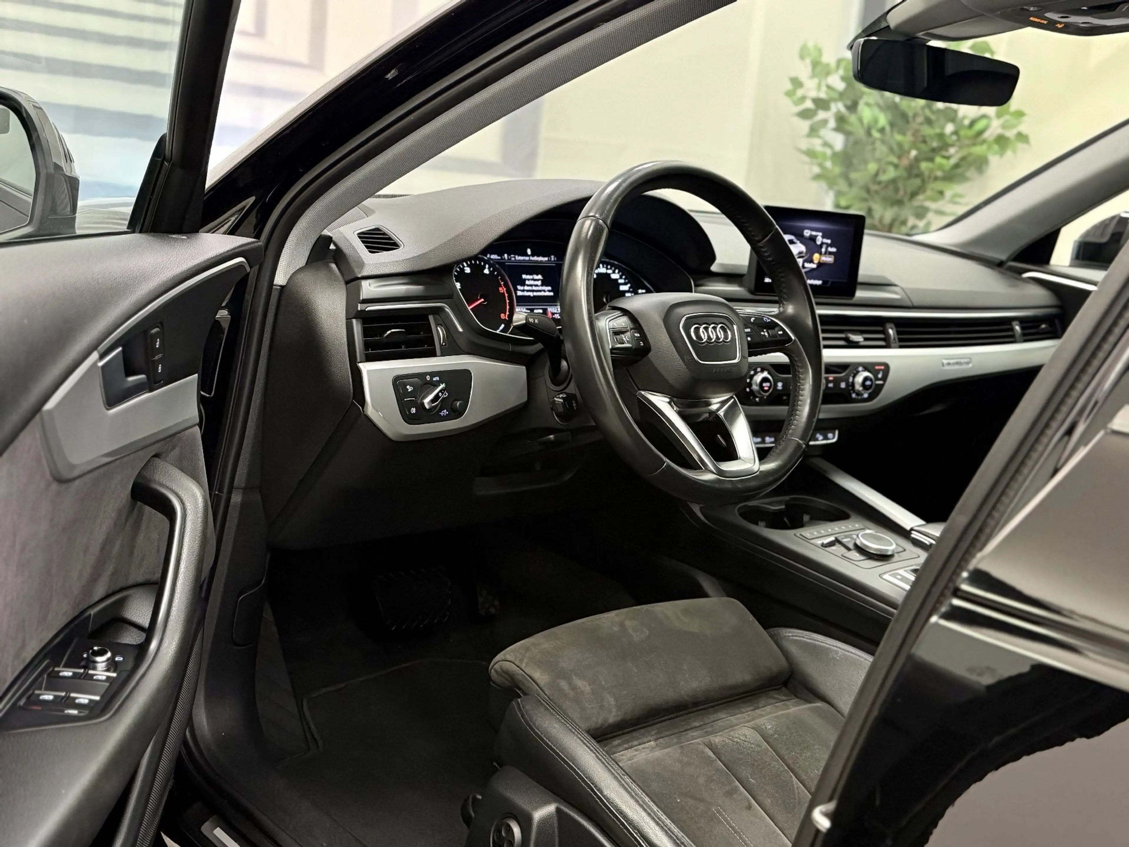 Audi A4 allroad 2.0TDI__AHK__SPORTSITZE__NEUES  GUTACHTEN 2027 — photo 3