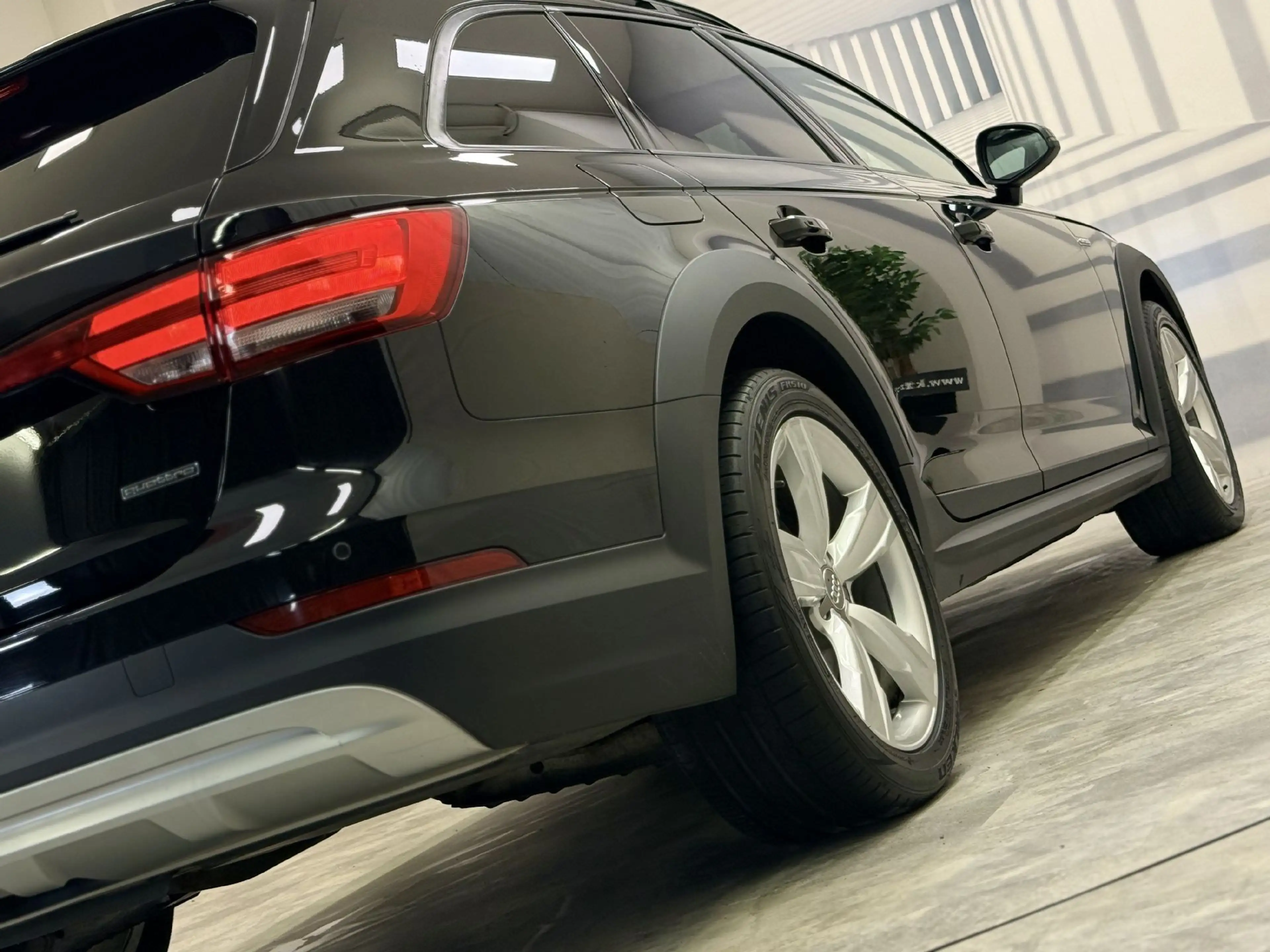 Audi A4 allroad 2.0TDI__AHK__SPORTSITZE__NEUES  GUTACHTEN 2027 — photo 2