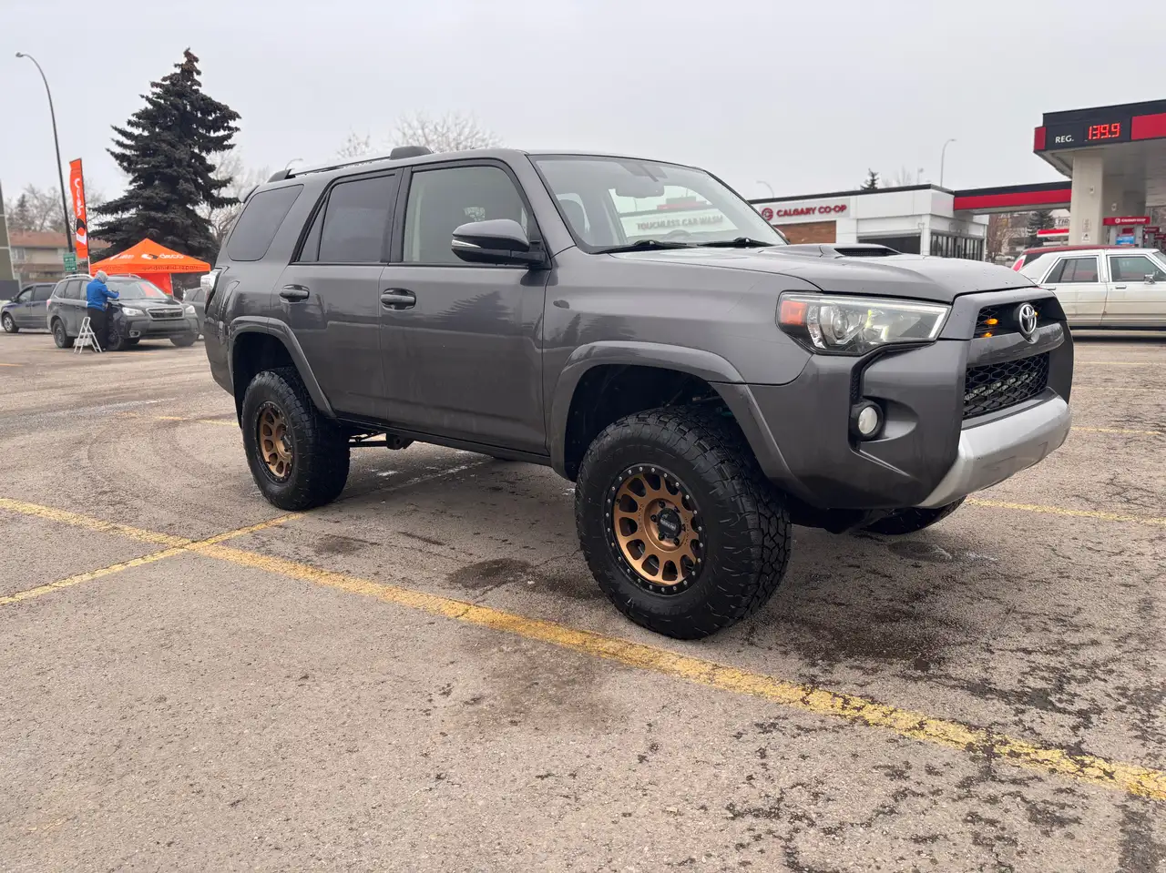 Toyota 4-Runner снимка Toyota 4-Runner
