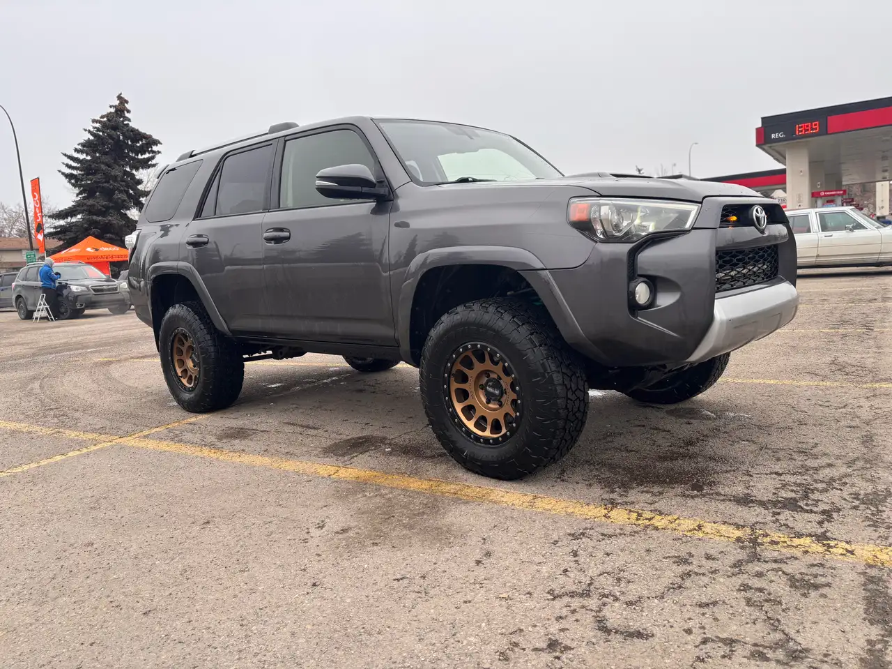 Toyota 4-Runner снимка Toyota 4-Runner