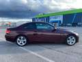 BMW 320 320d Coupé Aut. Rot - thumbnail 1